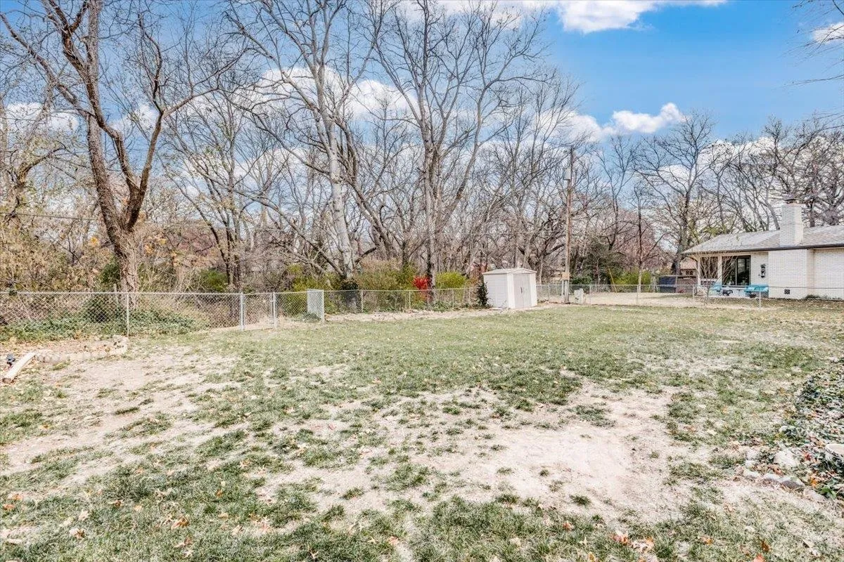 Derby, Kansas 67037, United States, 3 Bedrooms Bedrooms, ,3 BathroomsBathrooms,Residential,Pending,28831