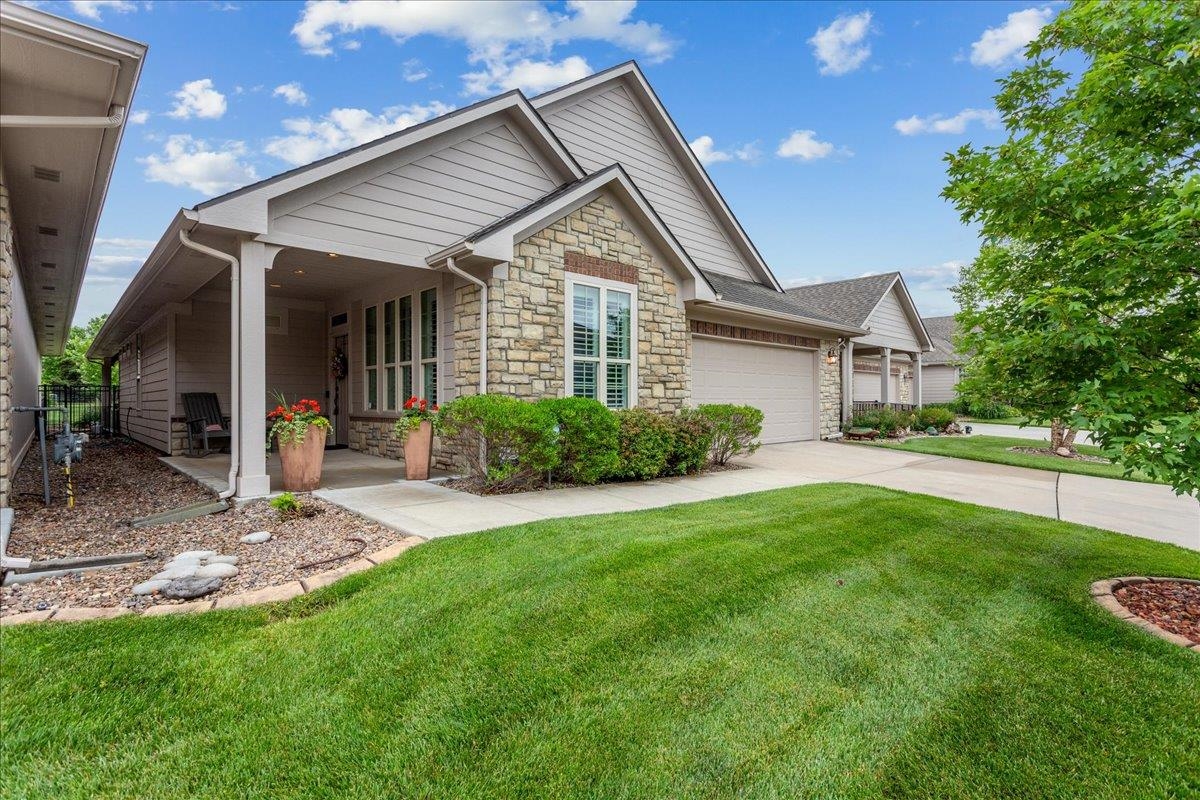 9709 W Village Pl, Maize, Kansas image 2