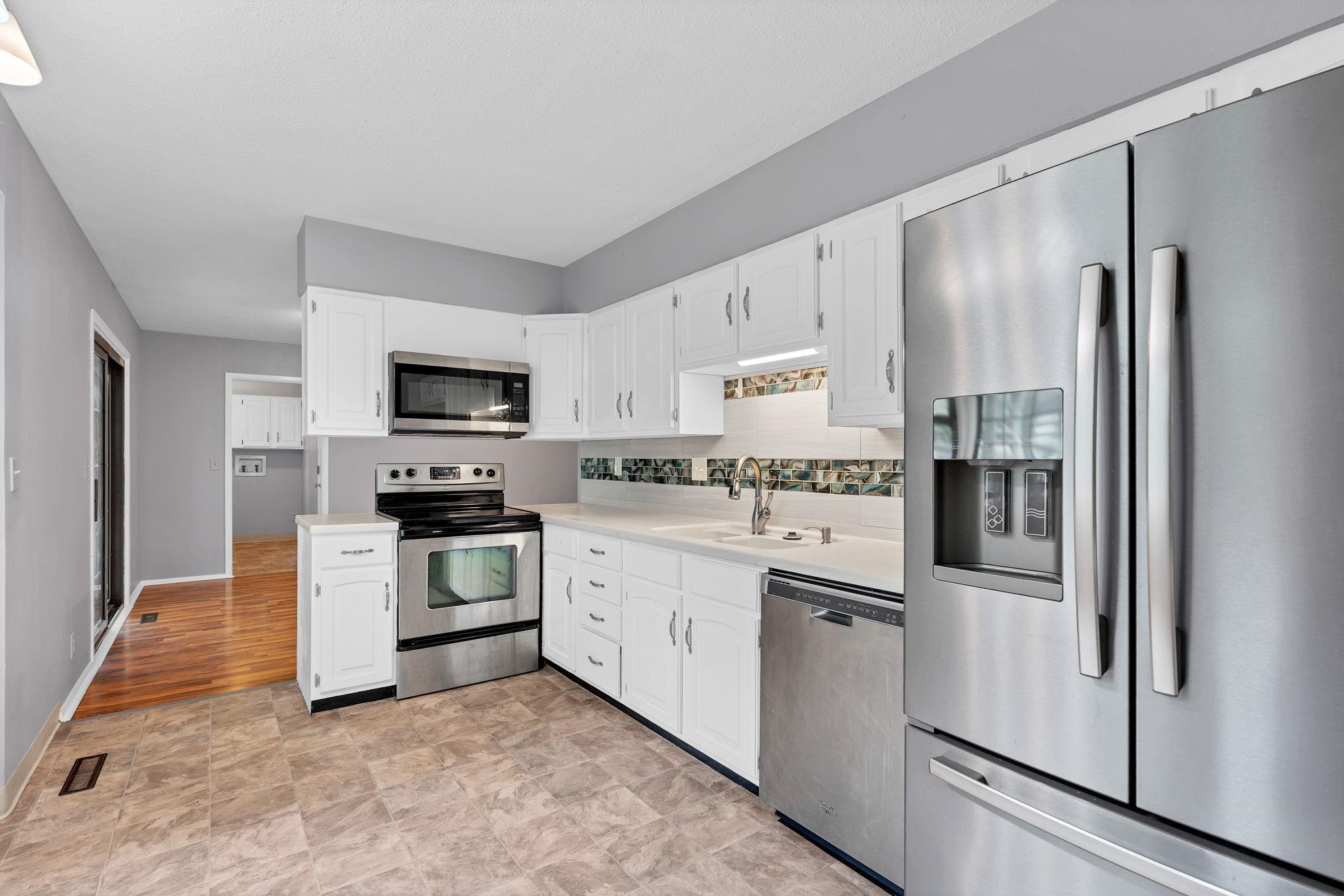 1306 N Brookfield Ln, Derby, Kansas image 9