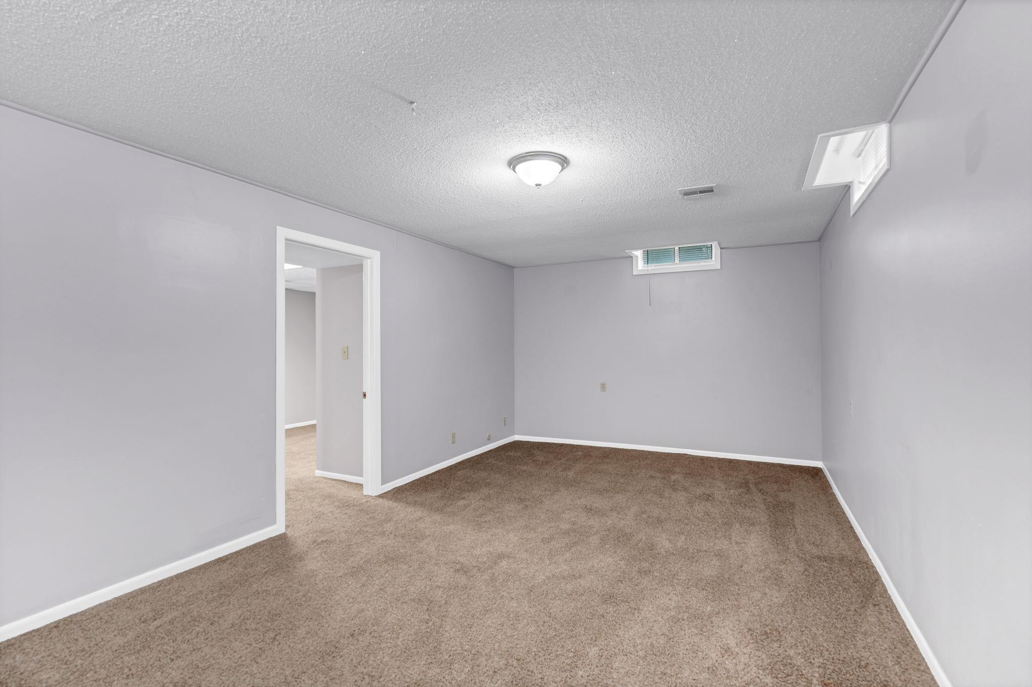 1306 N Brookfield Ln, Derby, Kansas image 22