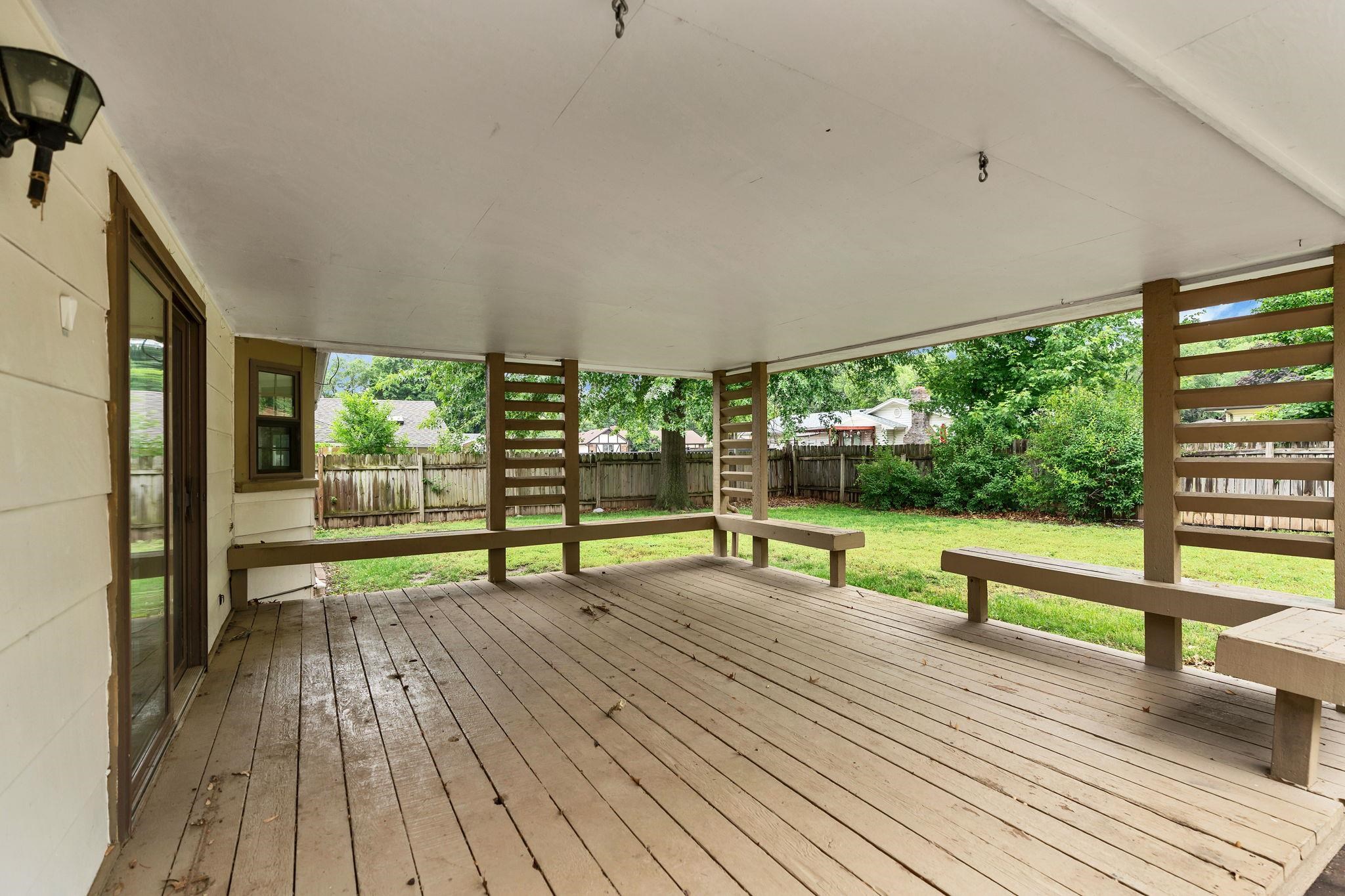 1306 N Brookfield Ln, Derby, Kansas image 31