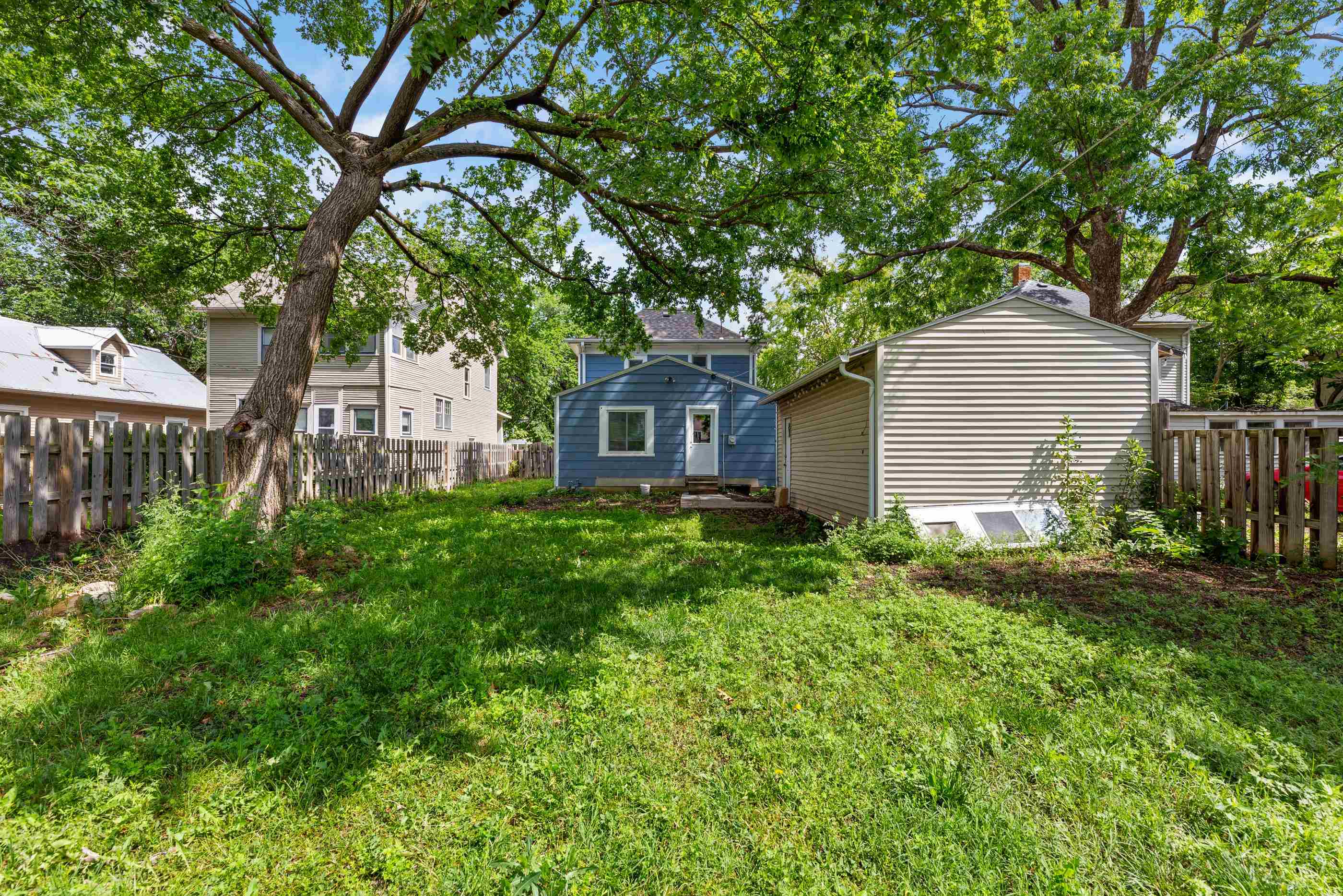 415 E 4th St, Newton, Kansas image 4