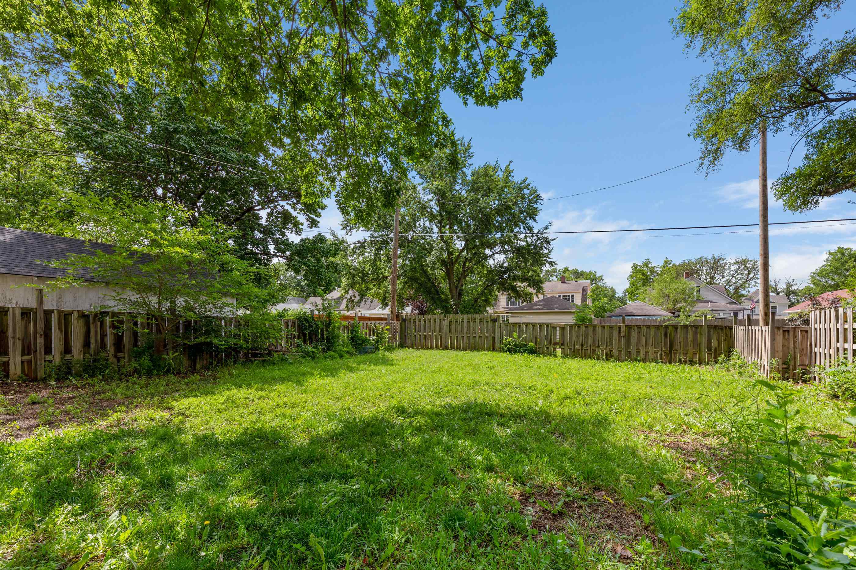 415 E 4th St, Newton, Kansas image 6