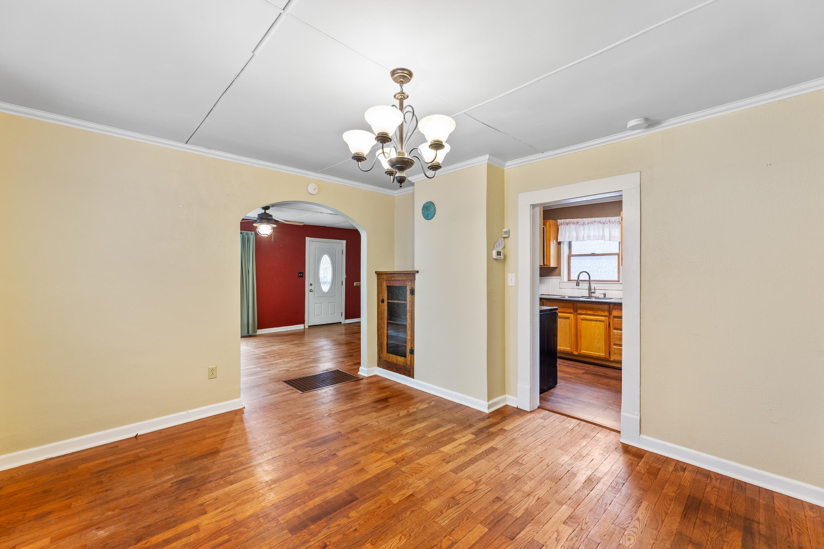 415 E 4th St, Newton, Kansas image 11