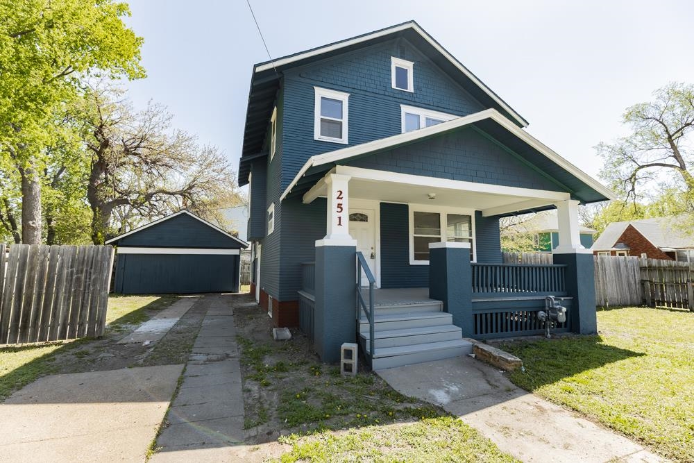 251 S College Ave, Salina, Kansas image 1