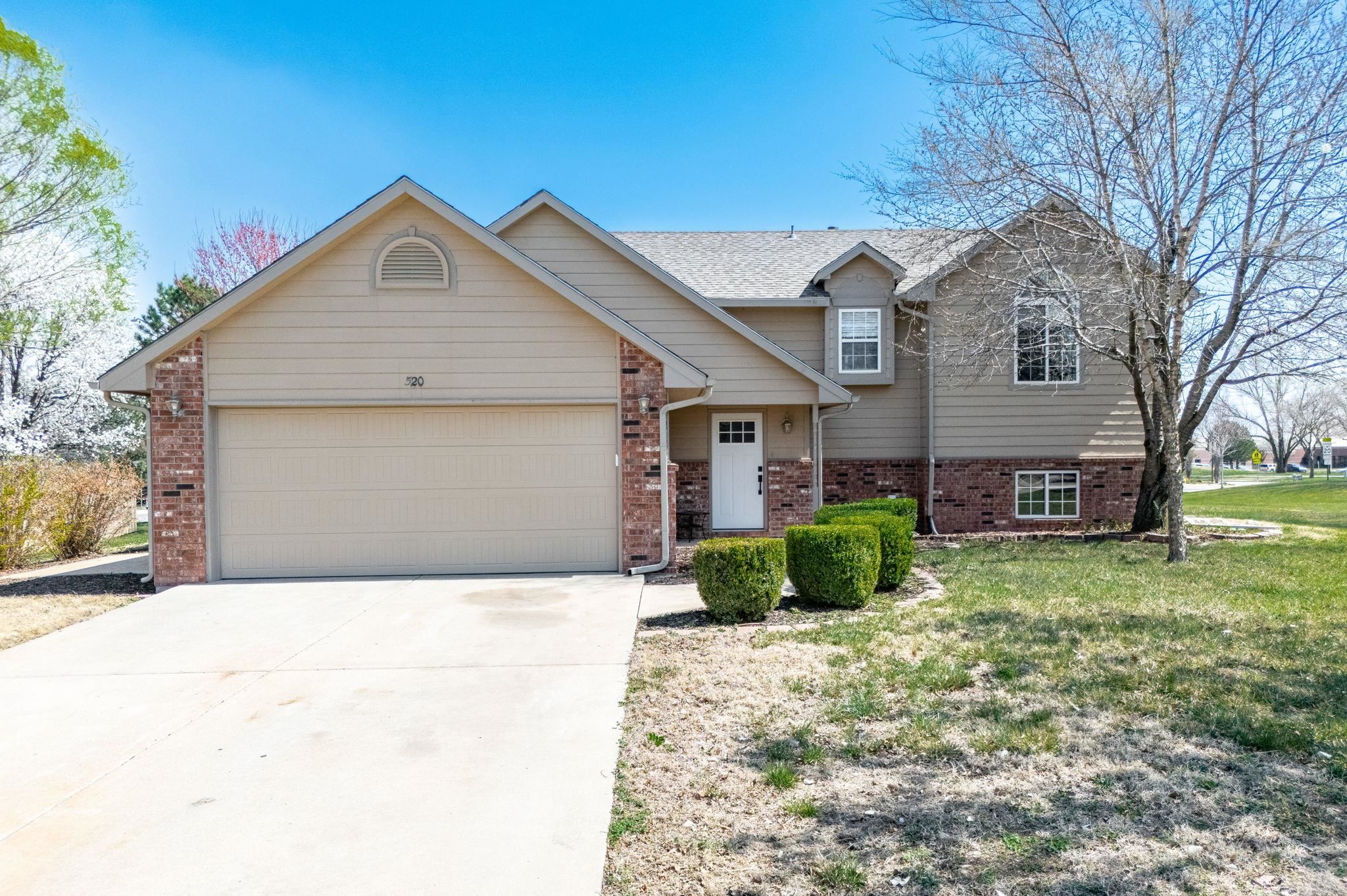 520 Woodstone Pl, Andover, Kansas image 1