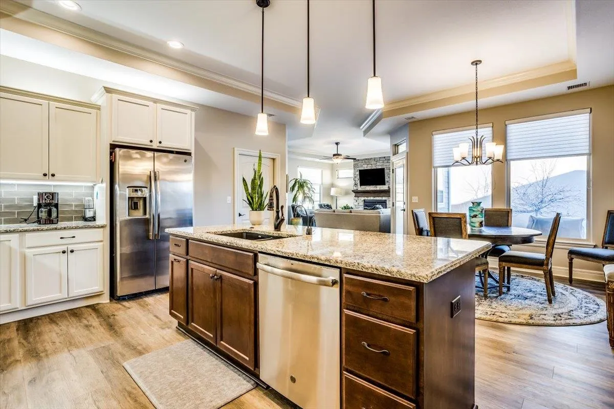 Derby, Kansas 67037, United States, 2 Bedrooms Bedrooms, ,2 BathroomsBathrooms,Residential,Pending,21760