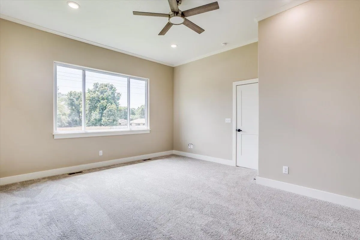 Derby, Kansas 67037, United States, 5 Bedrooms Bedrooms, ,4 BathroomsBathrooms,Residential,Active,62246