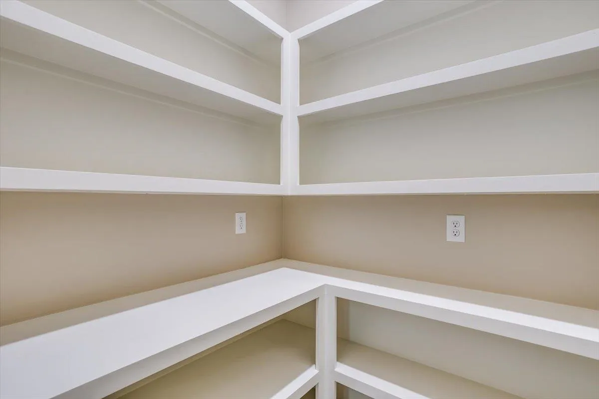 Derby, Kansas 67037, United States, 5 Bedrooms Bedrooms, ,4 BathroomsBathrooms,Residential,Active,62246