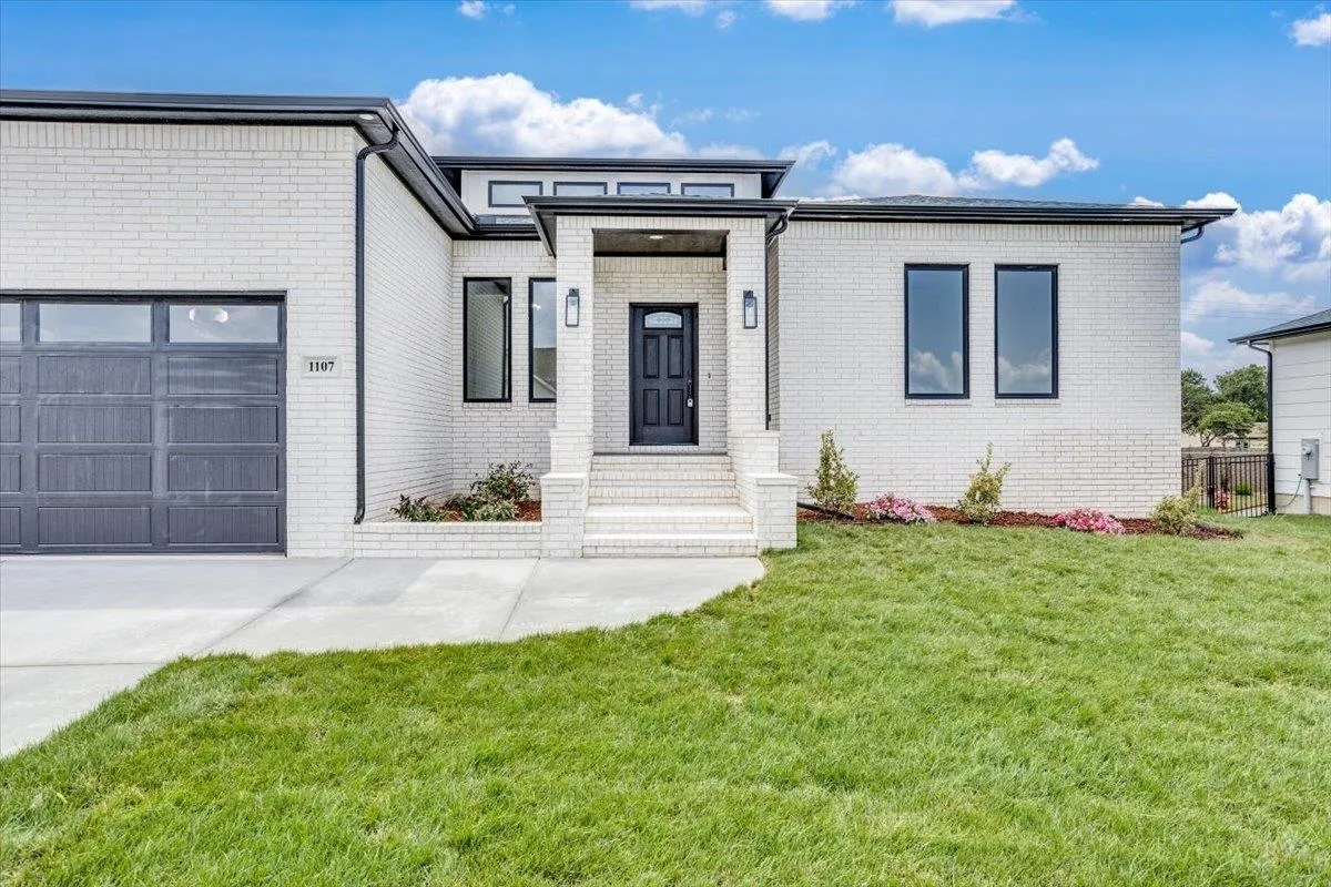 Derby, Kansas 67037, United States, 5 Bedrooms Bedrooms, ,4 BathroomsBathrooms,Residential,Active,62246