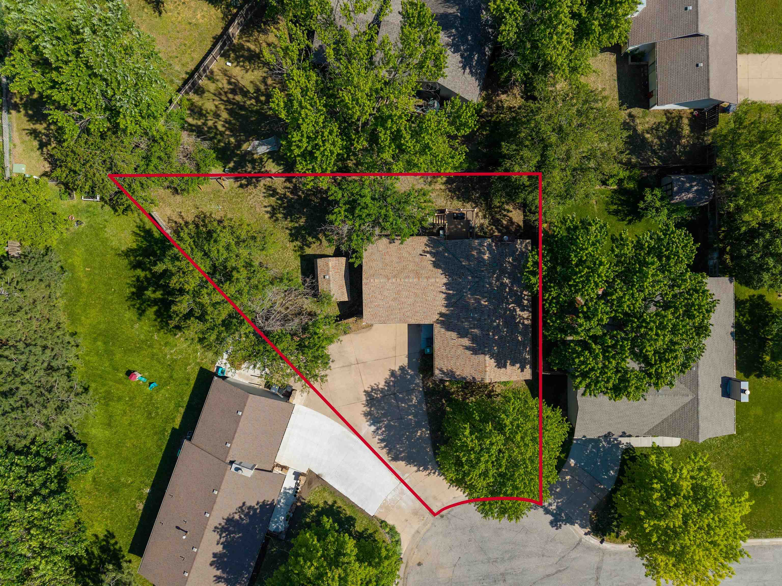 529 N Covington Ct, Wichita, Kansas image 3