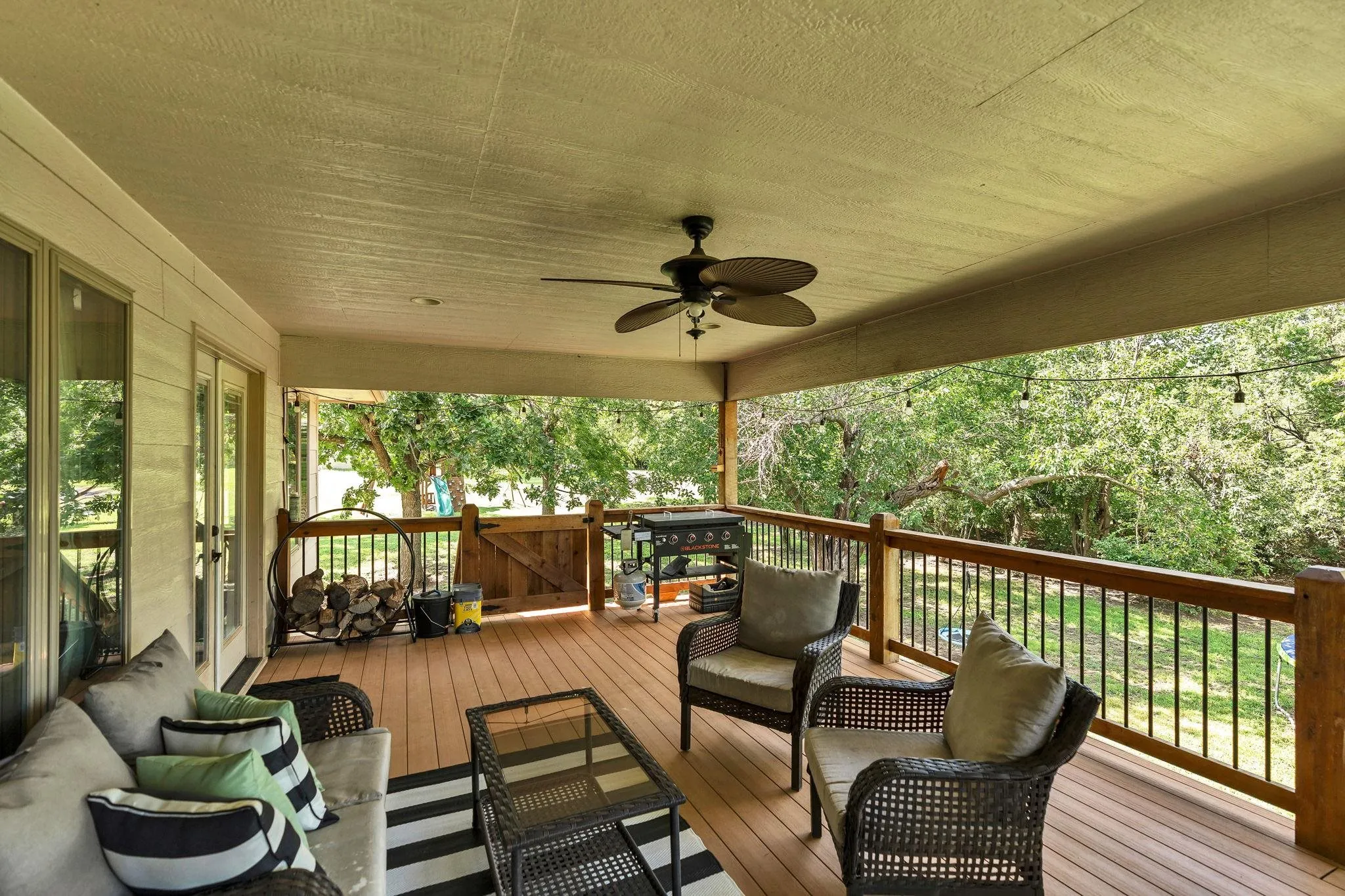 Towanda, Kansas 67144, United States, 6 Bedrooms Bedrooms, ,4 BathroomsBathrooms,Residential,Active,181914