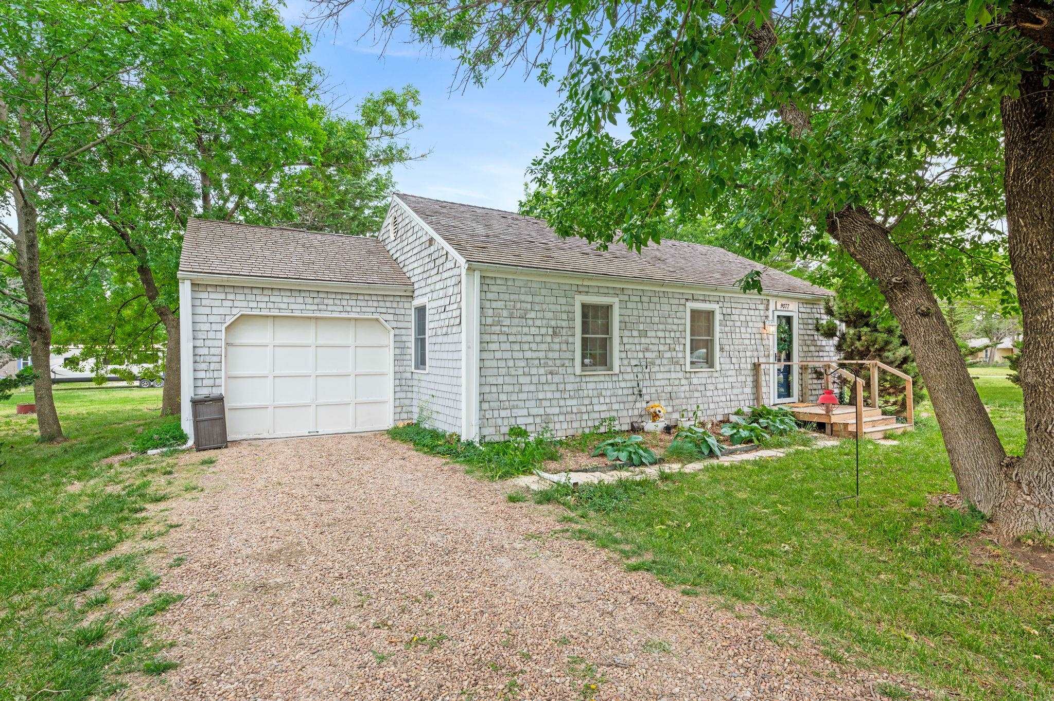 9077 SW Ruby Rd, Andover, Kansas image 2