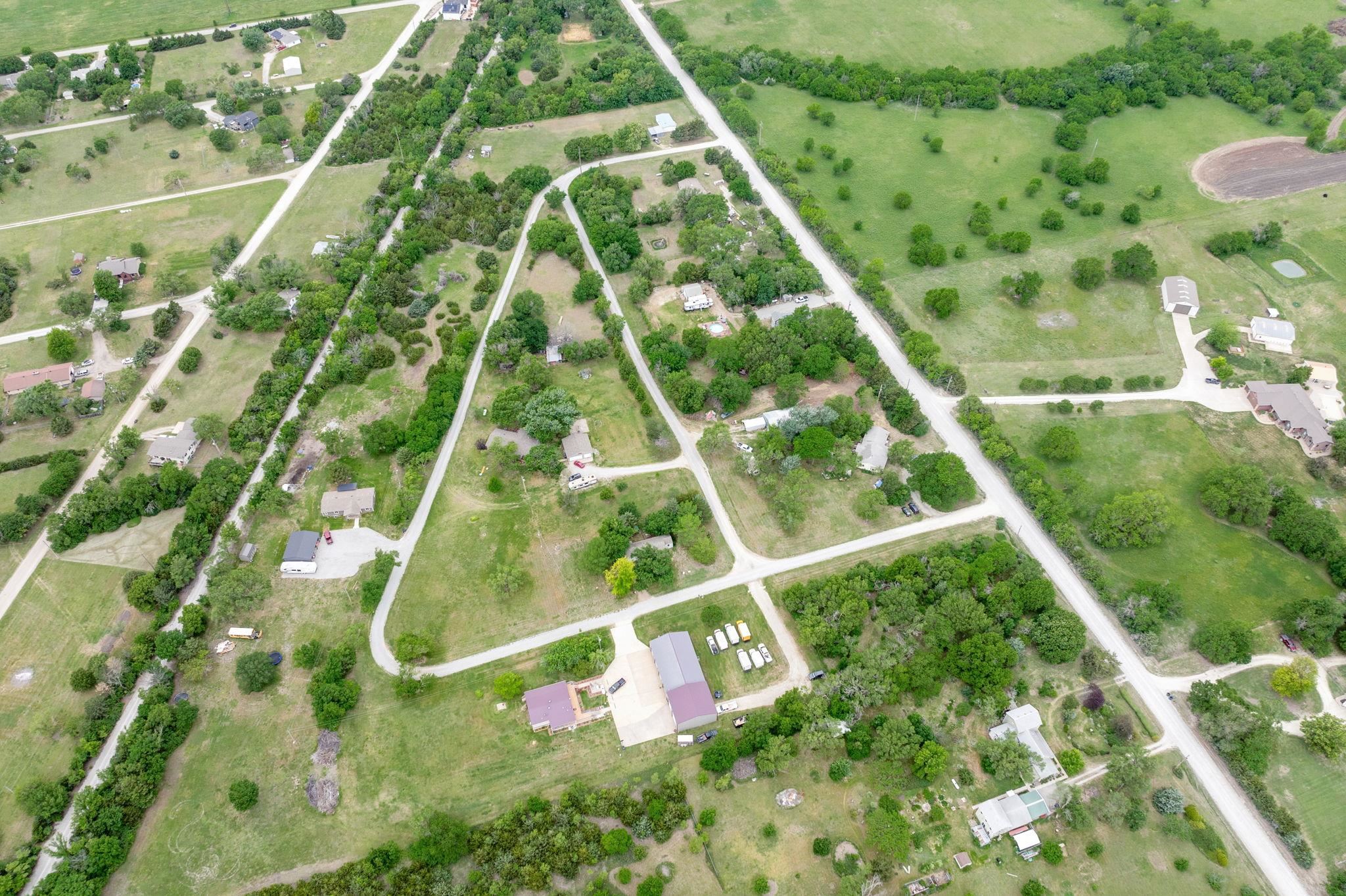 9077 SW Ruby Rd, Andover, Kansas image 33