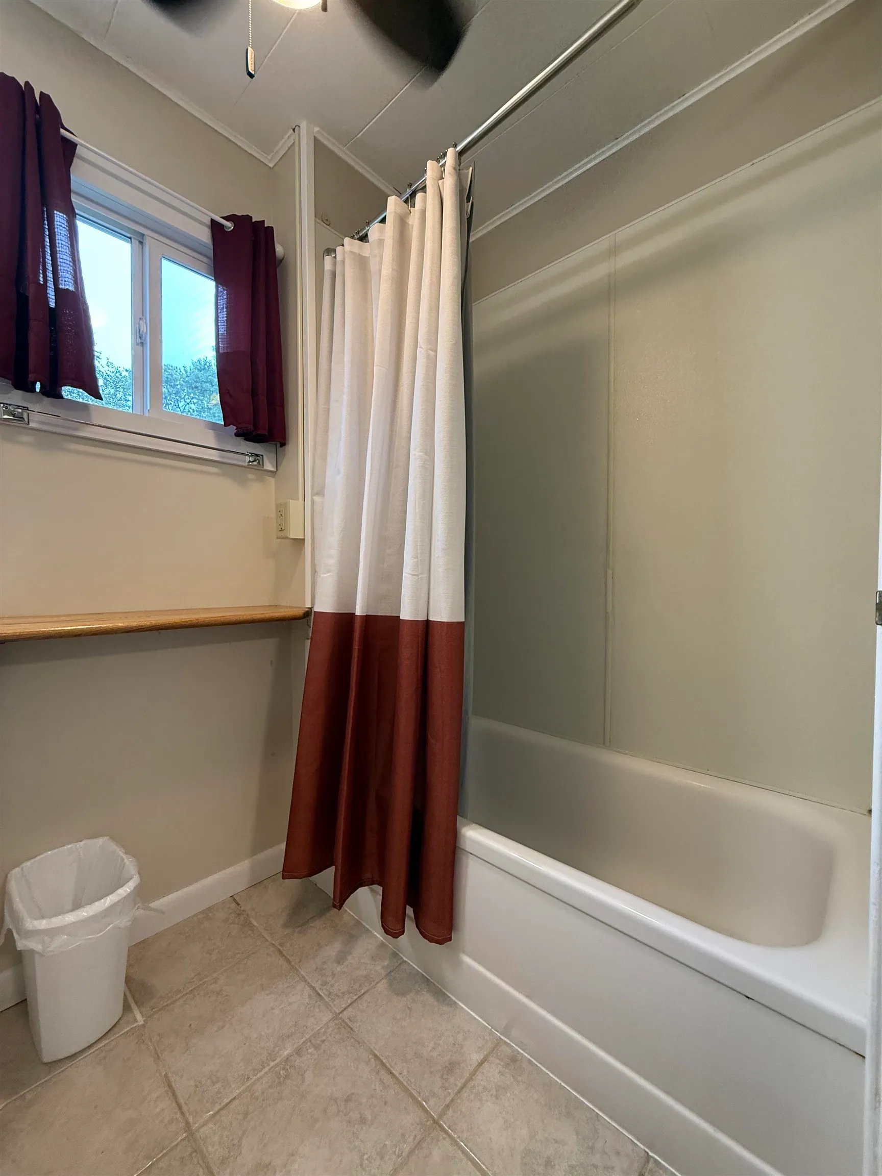 Winfield, Kansas 67156, United States, 1 Bedroom Bedrooms, ,1 BathroomBathrooms,Residential,Active,224709