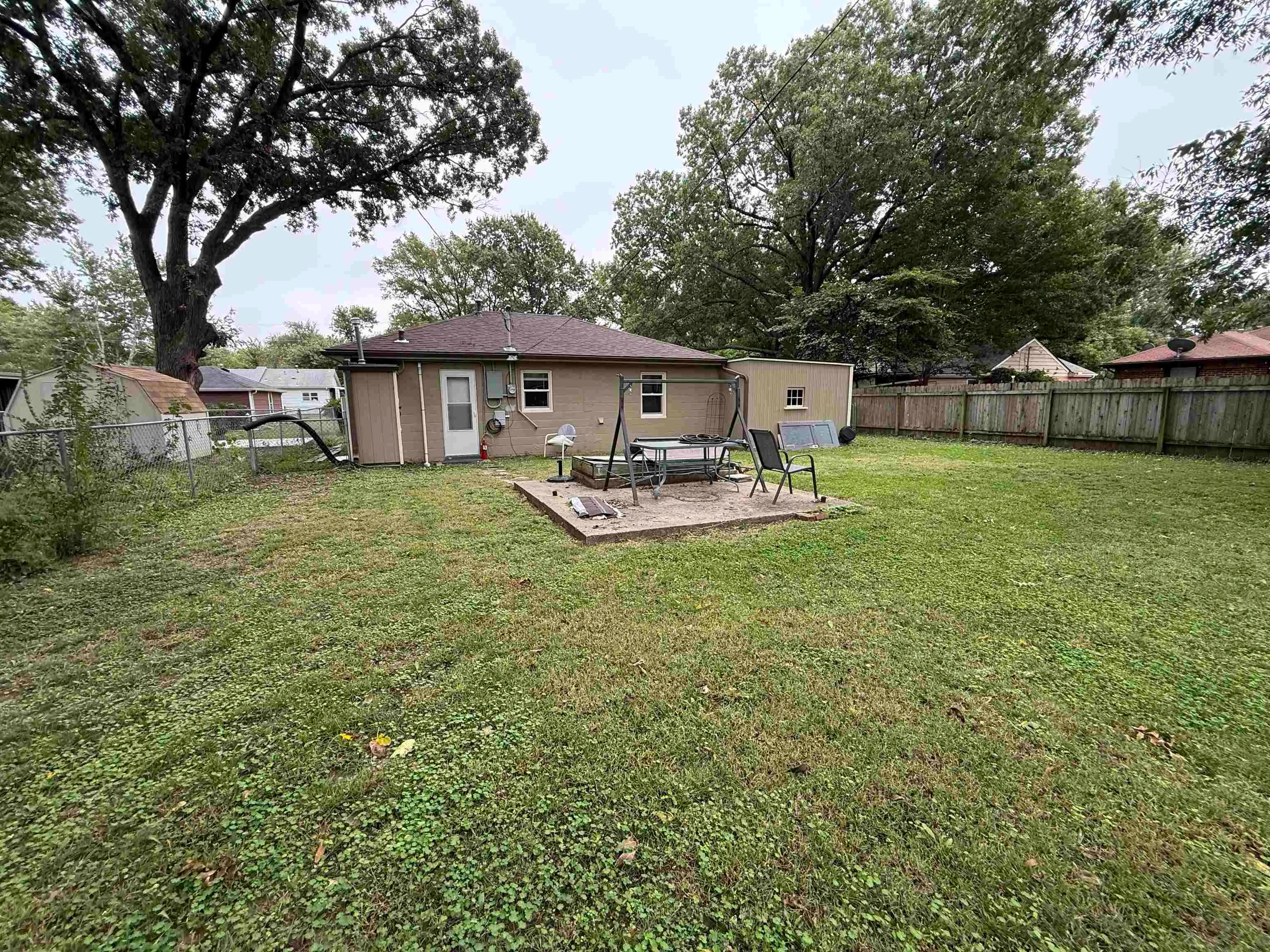 Winfield, Kansas 67156, United States, 1 Bedroom Bedrooms, ,1 BathroomBathrooms,Residential,Active,224709