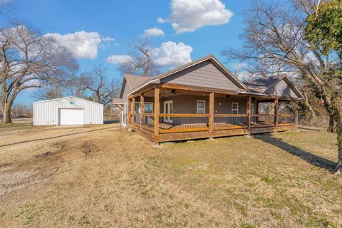 Homes For Sale - 731 S Chicaskia Rd<br/> Sumner County, Mayfield, KS 67103