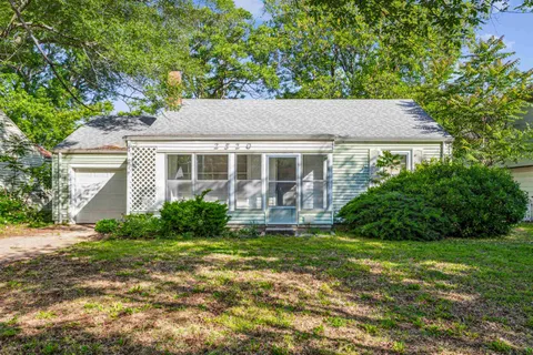 2520 E Aloma St, Wichita, KS 67211 - MLS#: 655458