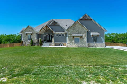 Homes For Sale - 7115 S Suzanne St<br/> Derby, KS 67037
