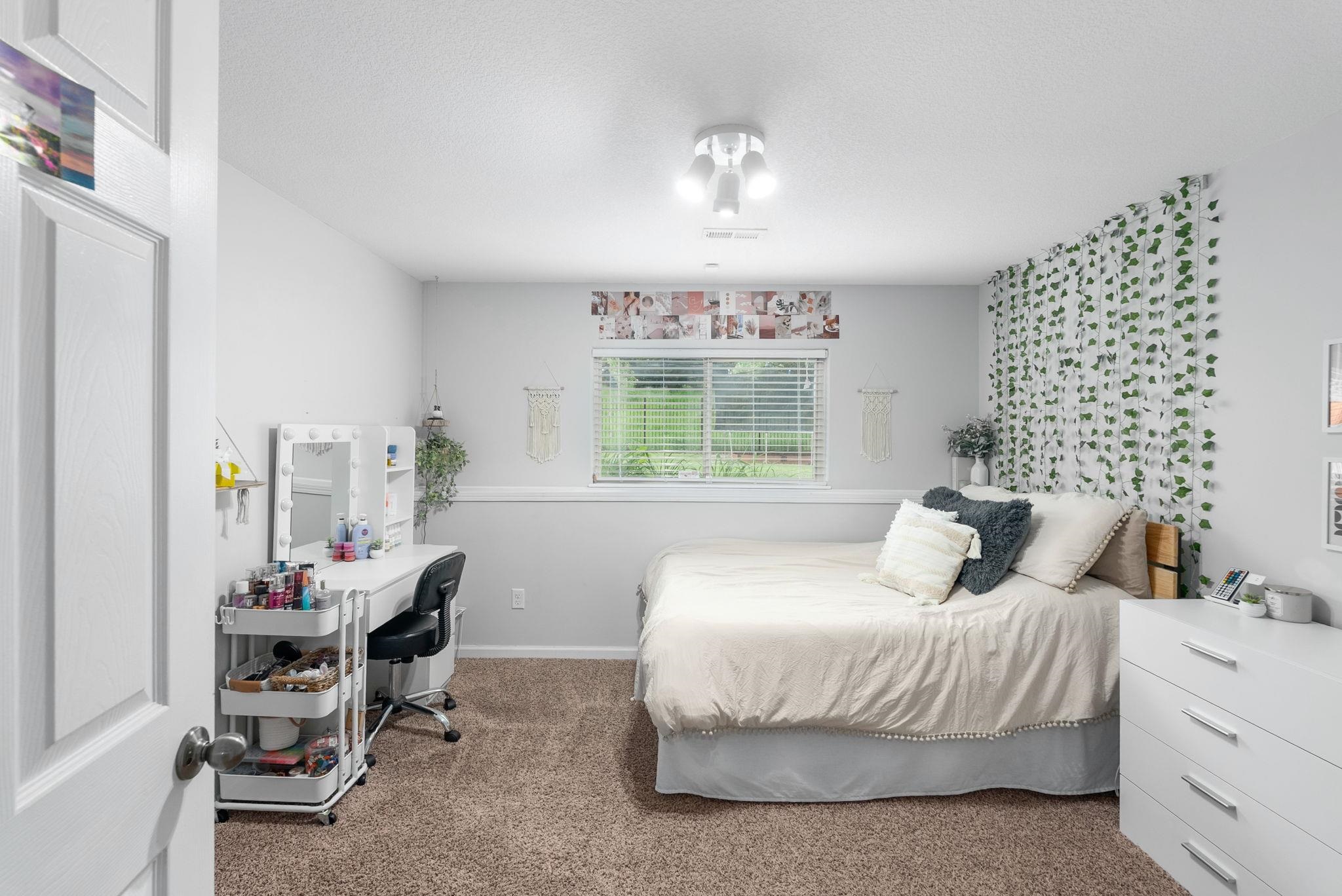 8306 W Candlewood Cir, Wichita, Kansas image 20