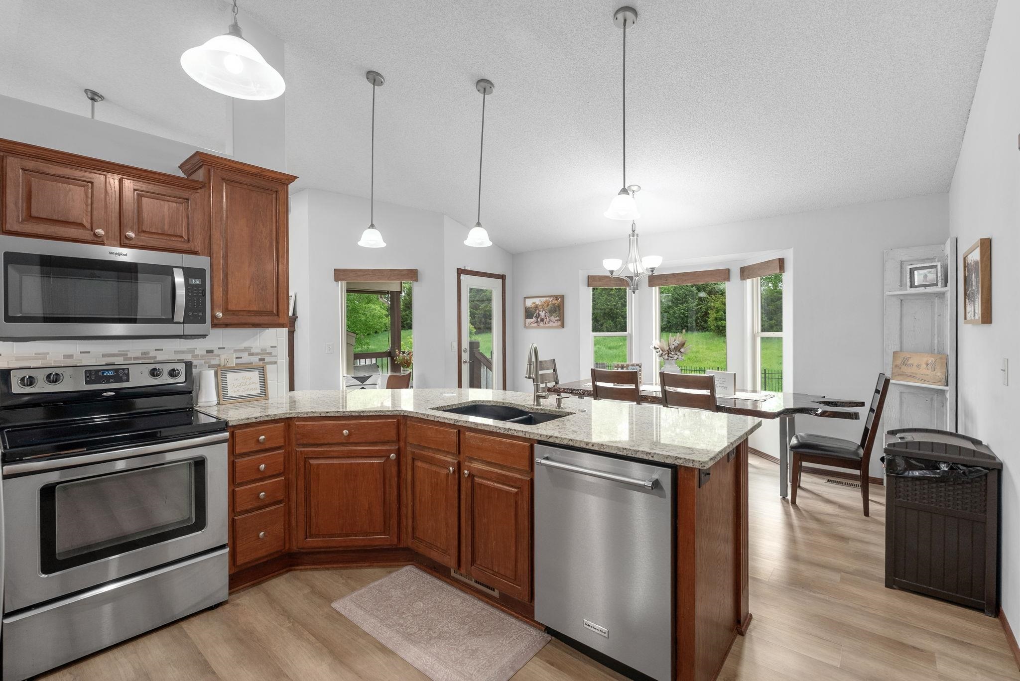 8306 W Candlewood Cir, Wichita, Kansas image 4