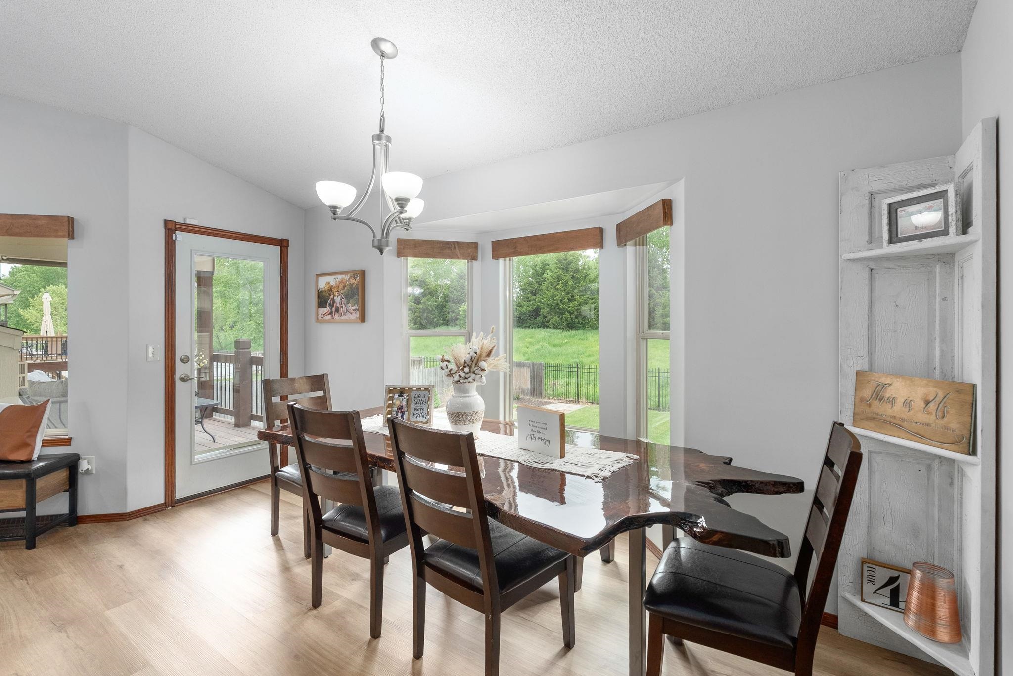 8306 W Candlewood Cir, Wichita, Kansas image 7