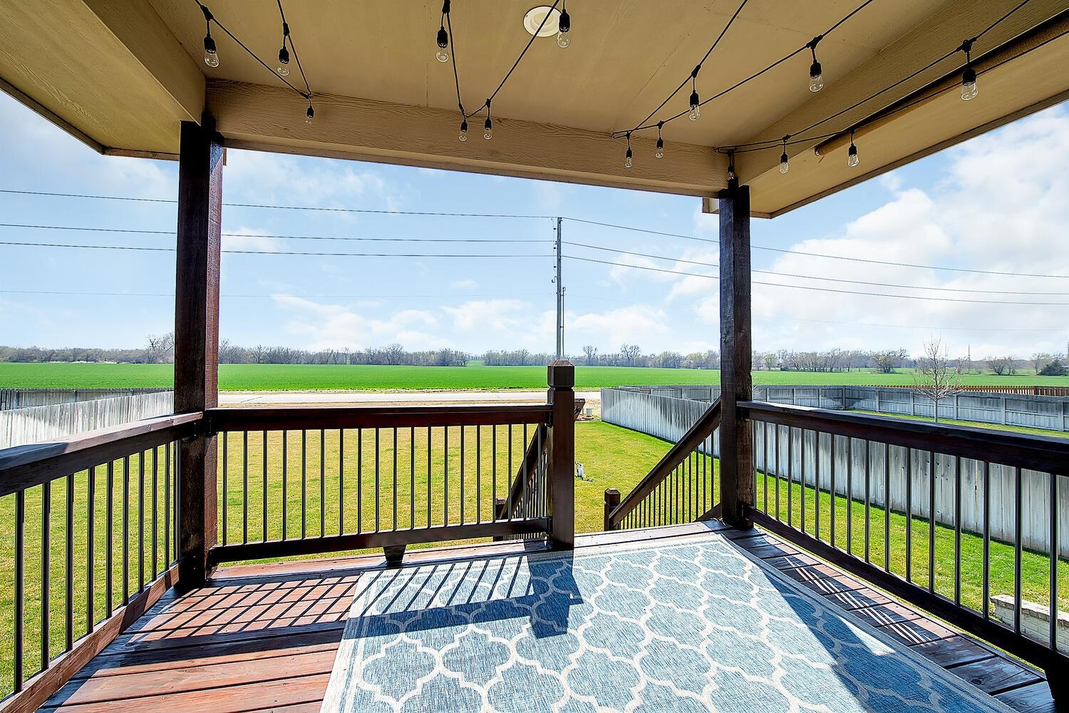 221 Springlake Dr, Newton, Kansas image 31