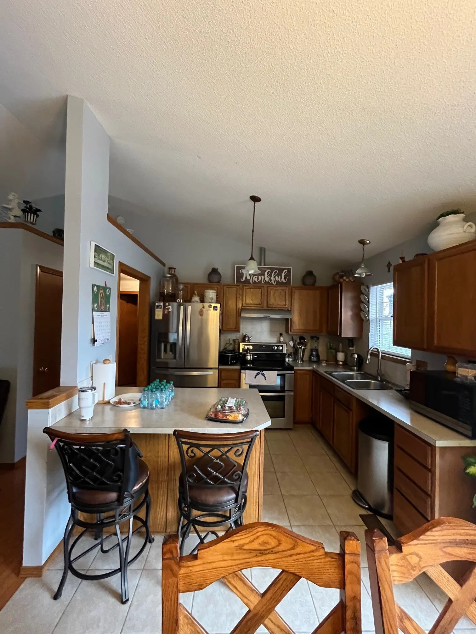 Wichita, Kansas 67215, United States, 3 Bedrooms Bedrooms, ,2 BathroomsBathrooms,Residential,Pending,34320