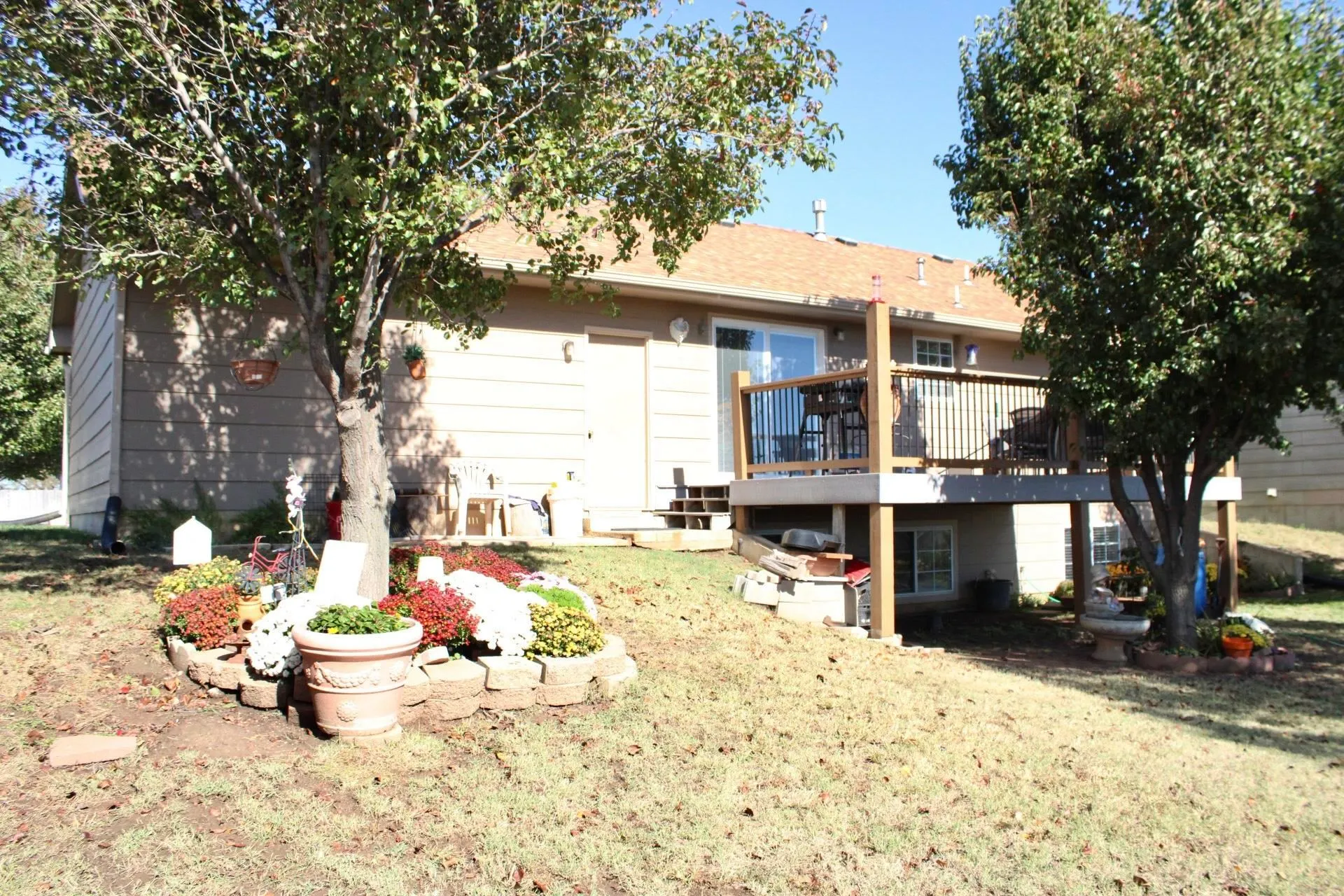 Wichita, Kansas 67215, United States, 3 Bedrooms Bedrooms, ,2 BathroomsBathrooms,Residential,Pending,34320