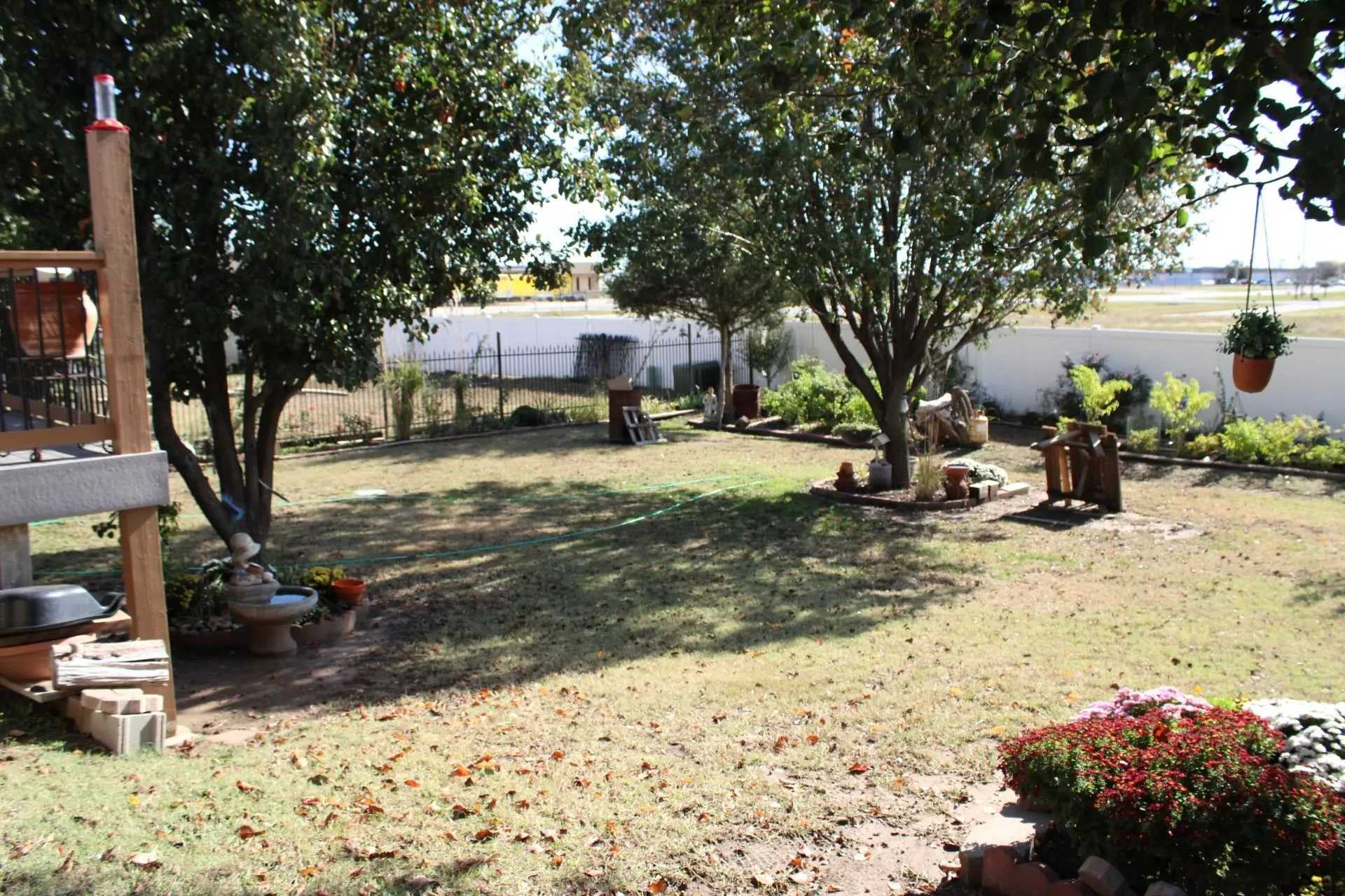 Wichita, Kansas 67215, United States, 3 Bedrooms Bedrooms, ,2 BathroomsBathrooms,Residential,Pending,34320