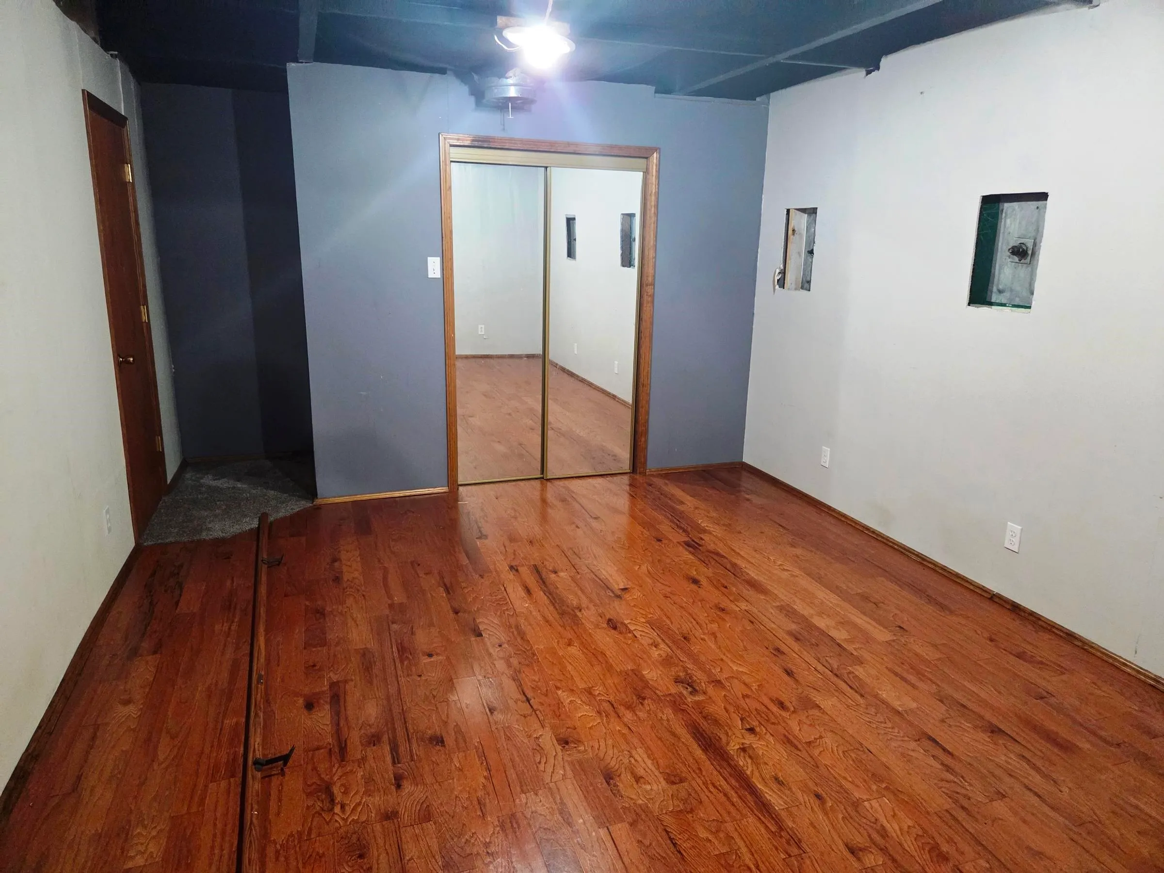 Newton, Kansas 67114, United States, 4 Bedrooms Bedrooms, ,3 BathroomsBathrooms,Residential,Active,149803