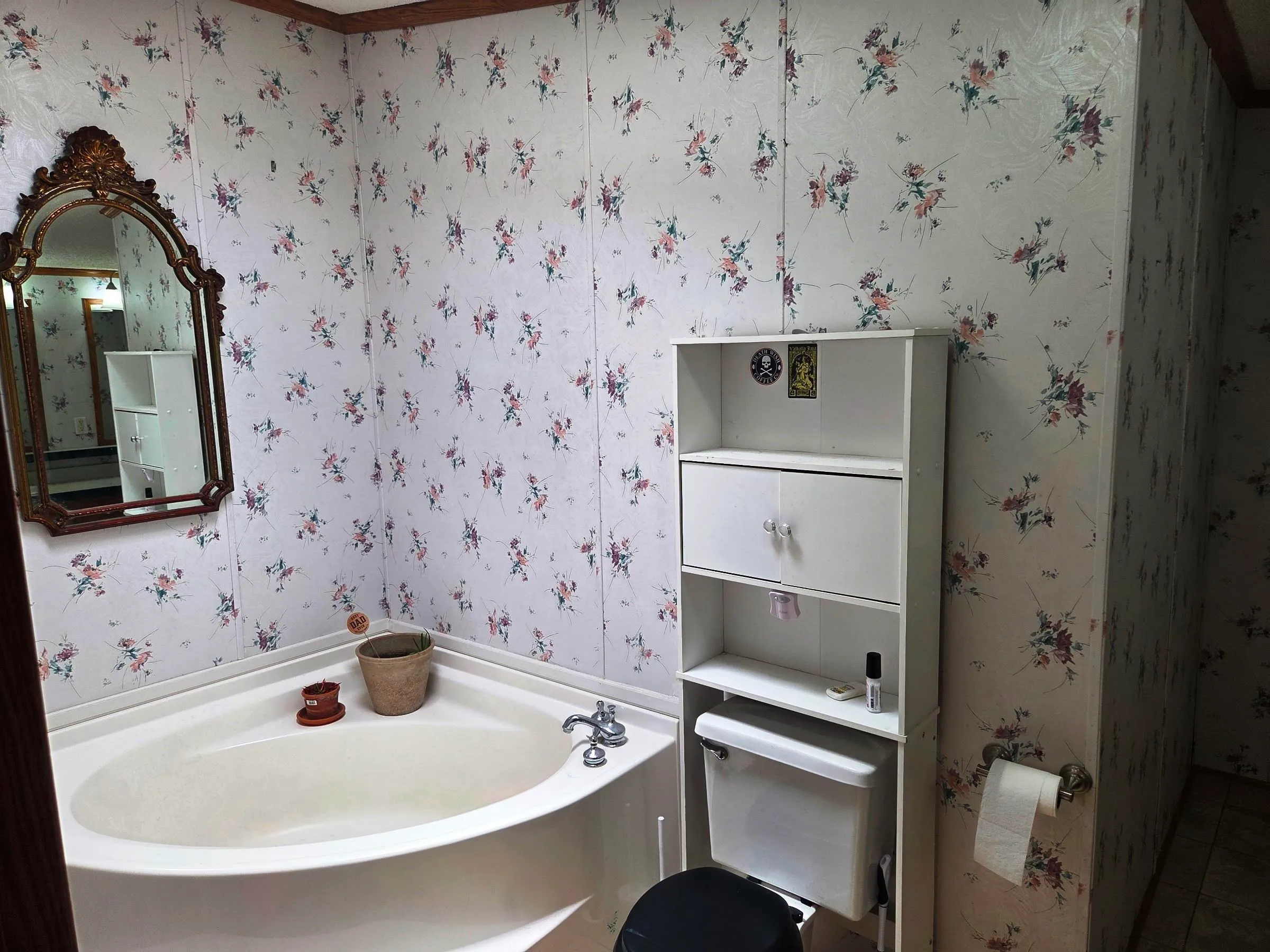 Newton, Kansas 67114, United States, 4 Bedrooms Bedrooms, ,3 BathroomsBathrooms,Residential,Active,149803