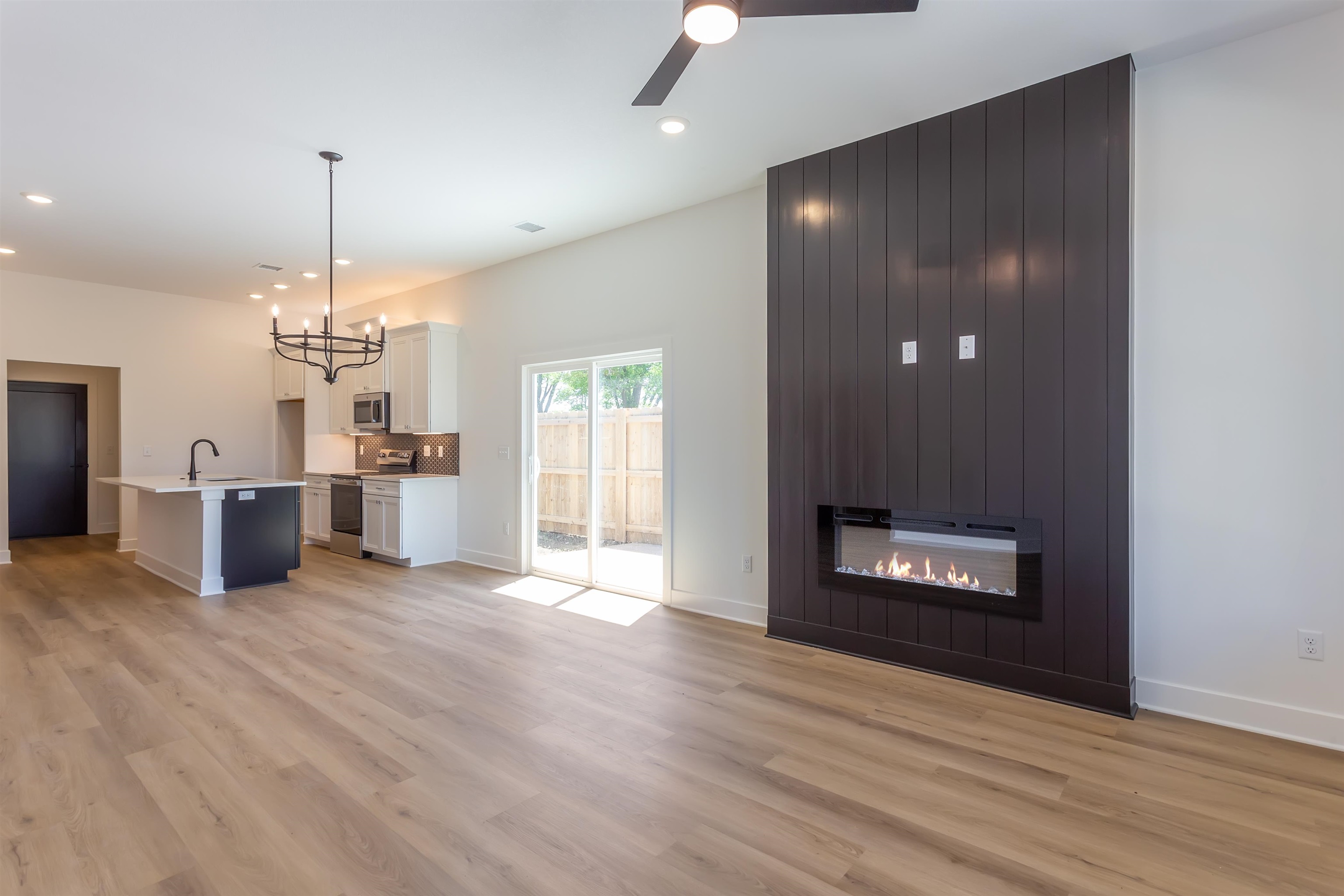 417 E Lexington Ln, Andover, Kansas image 29