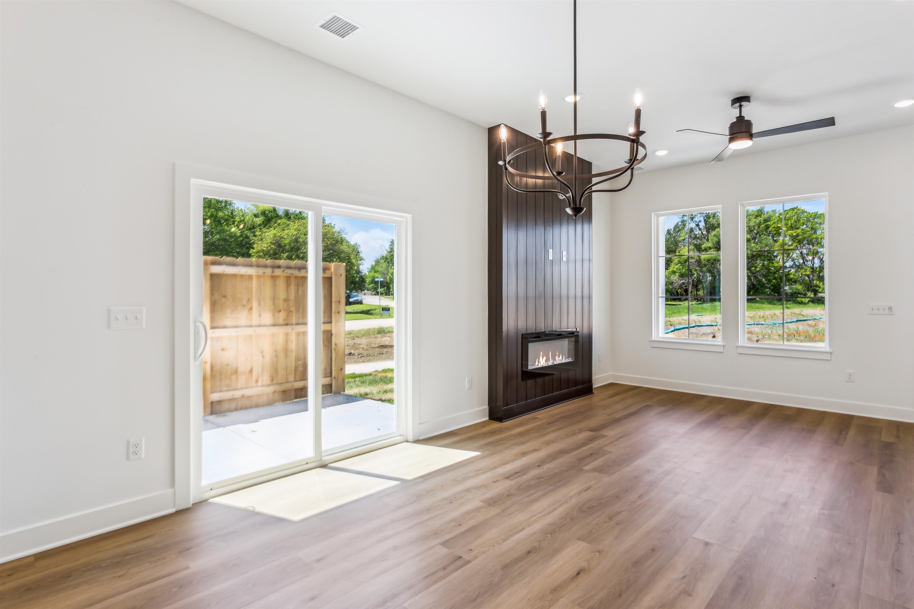 417 E Lexington Ln, Andover, Kansas image 25