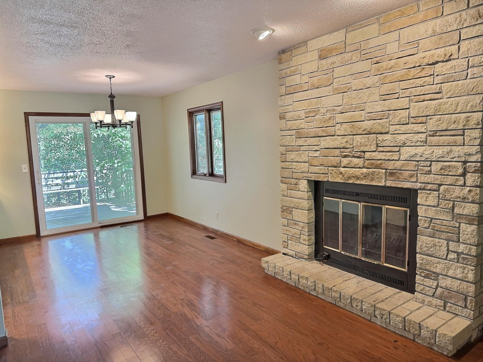 3209 Royer West Dr, Newton, Kansas image 2