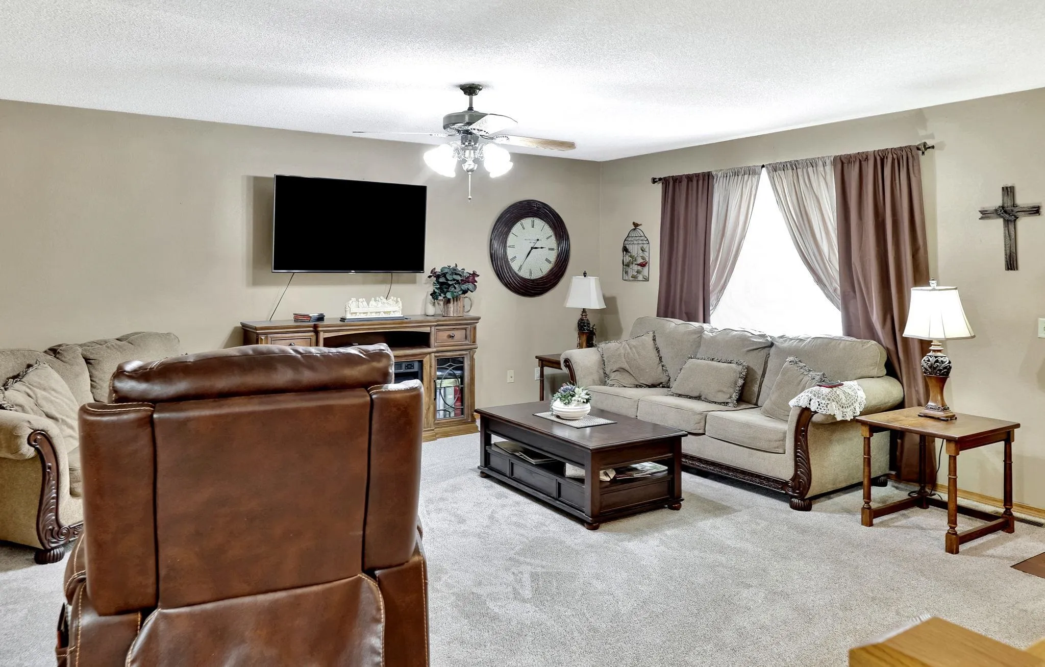 Goddard, Kansas 67052, United States, 4 Bedrooms Bedrooms, ,3 BathroomsBathrooms,Residential,Active,116393