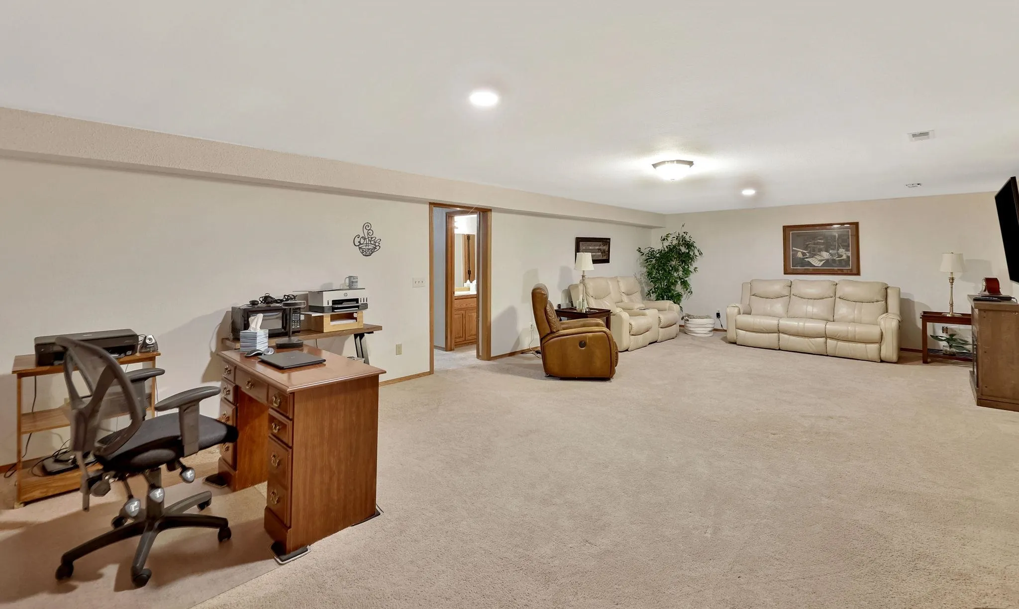 Goddard, Kansas 67052, United States, 4 Bedrooms Bedrooms, ,3 BathroomsBathrooms,Residential,Active,116393