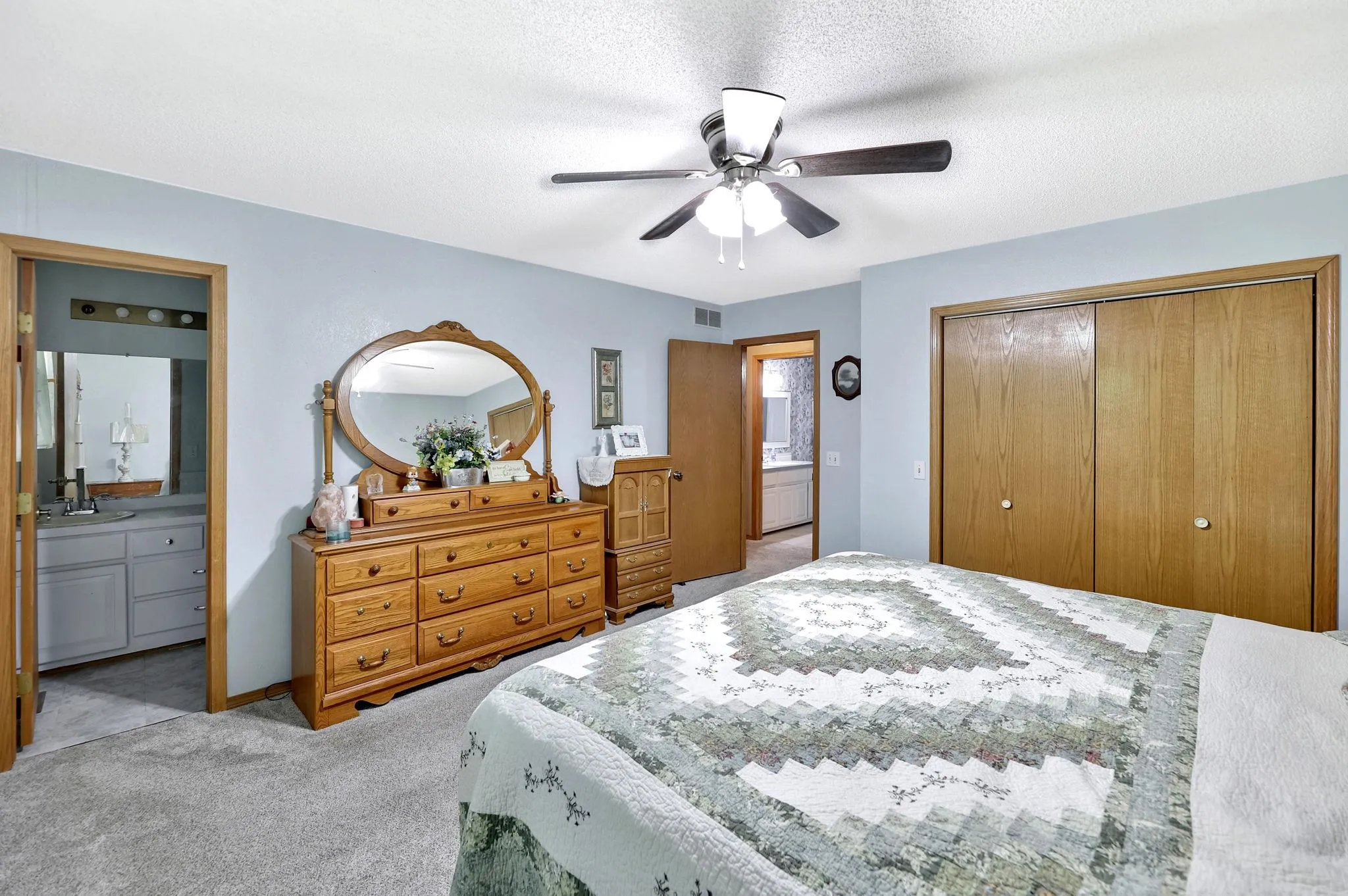 Goddard, Kansas 67052, United States, 4 Bedrooms Bedrooms, ,3 BathroomsBathrooms,Residential,Active,116393