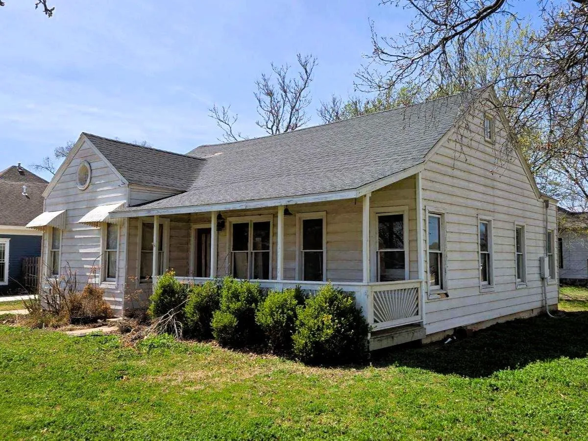 Caldwell, Kansas 67022, United States, 2 Bedrooms Bedrooms, ,1 BathroomBathrooms,Residential,Active,139540