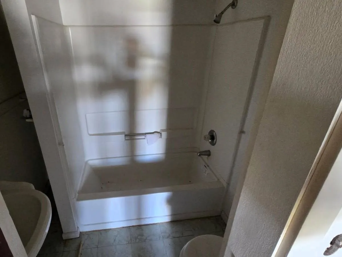 Caldwell, Kansas 67022, United States, 2 Bedrooms Bedrooms, ,1 BathroomBathrooms,Residential,Active,139540