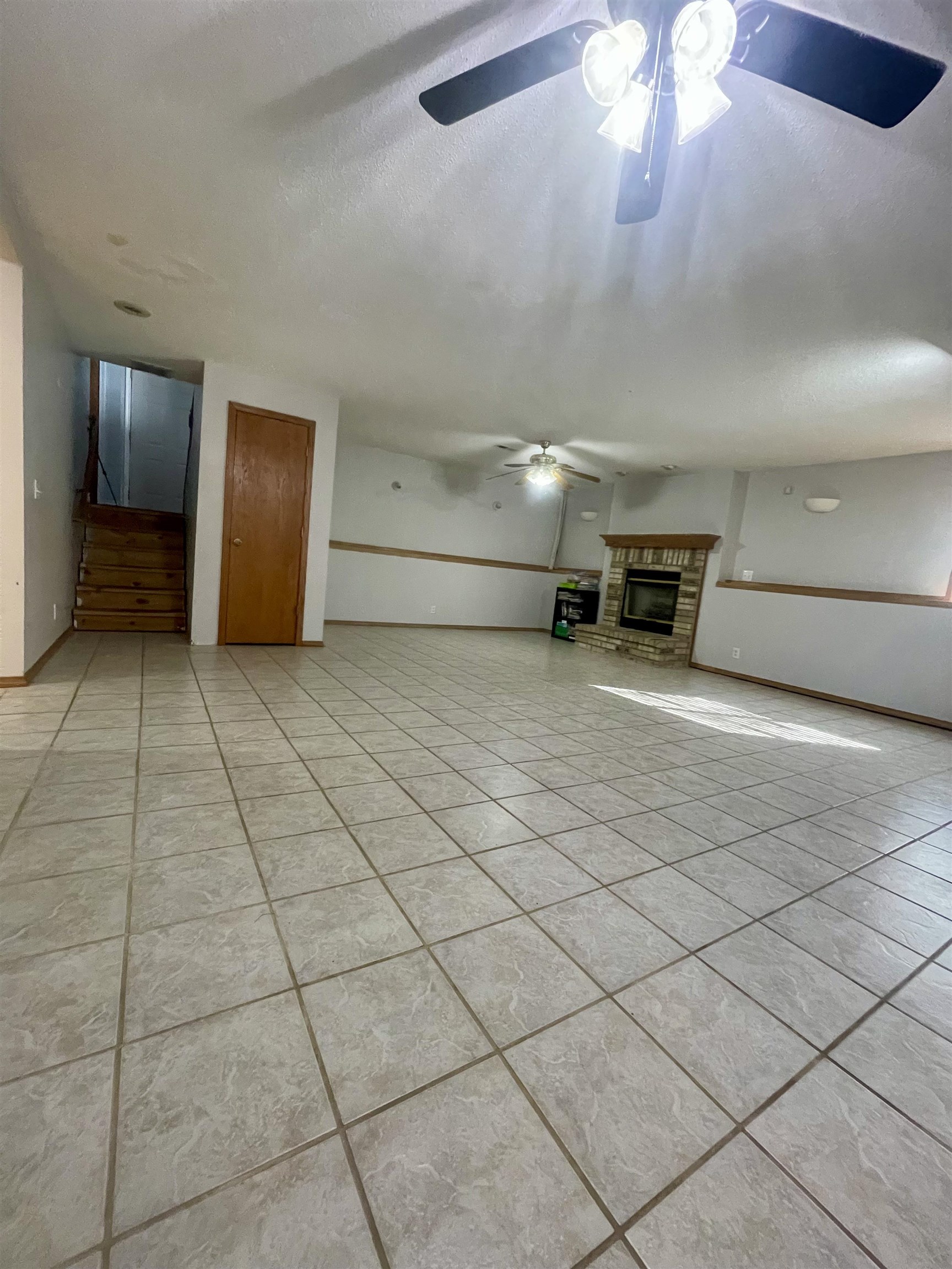 1705 S Shefford Cir, Wichita, Kansas image 24