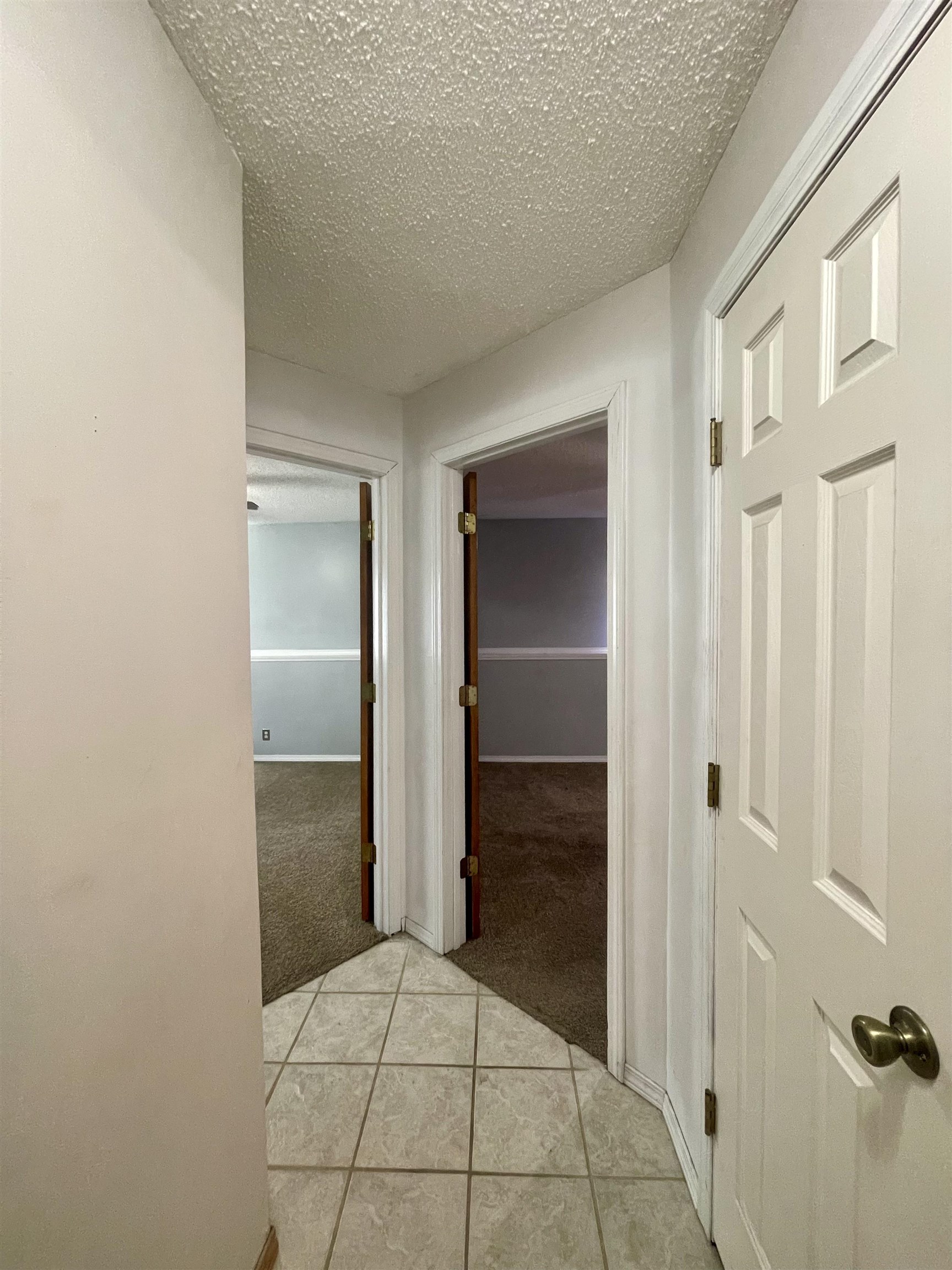 1705 S Shefford Cir, Wichita, Kansas image 31