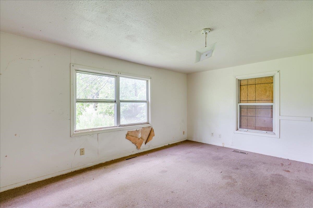 2611 N Shadybrook Ln, Wichita, Kansas image 8