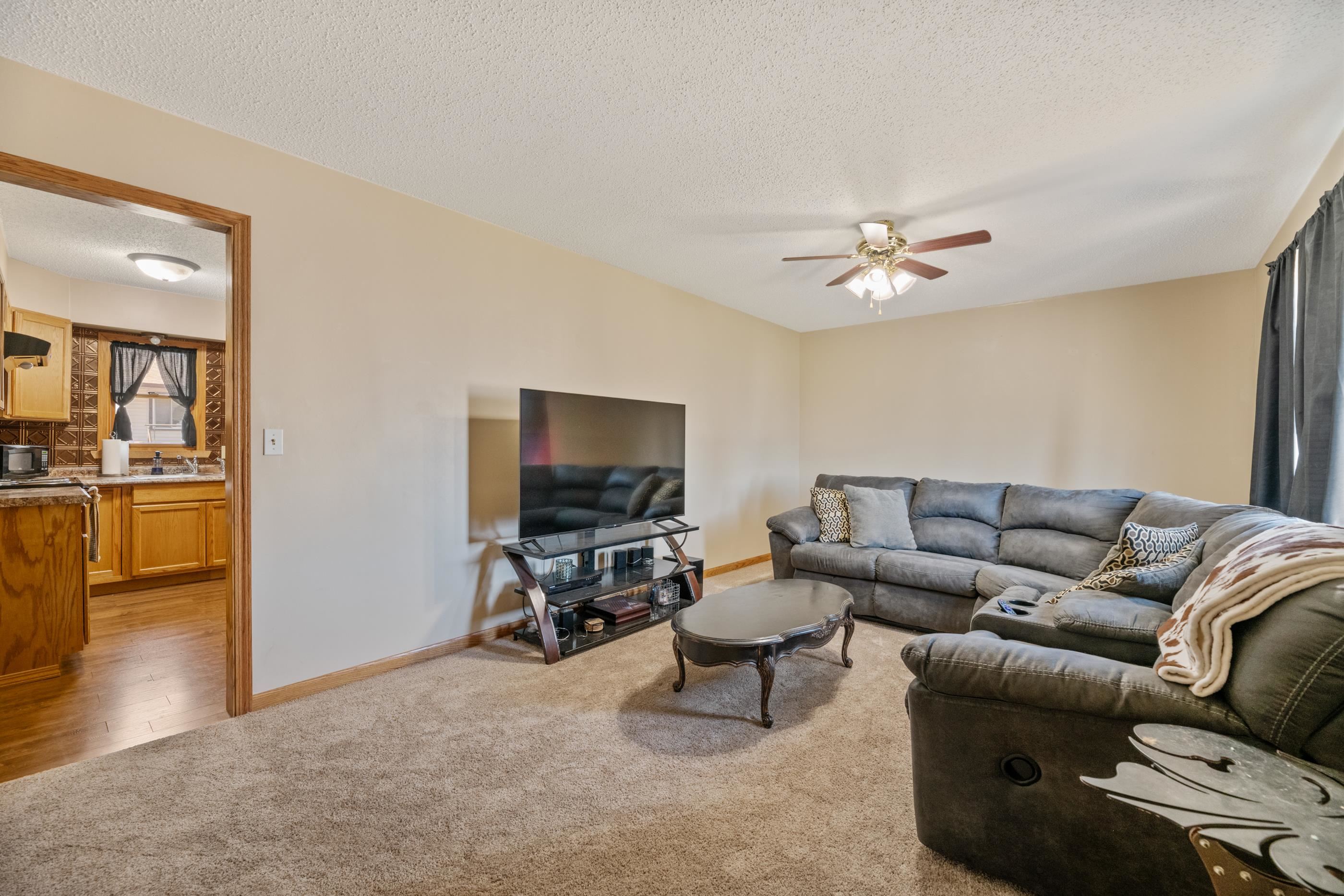 323 Jonathan St, Maize, Kansas image 3