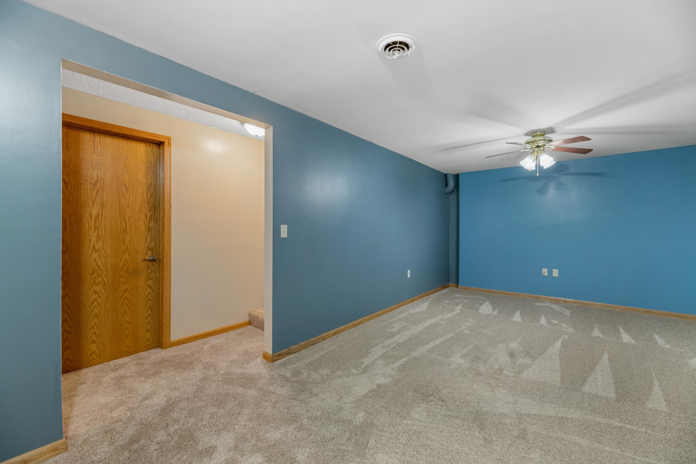 323 Jonathan St, Maize, Kansas image 16