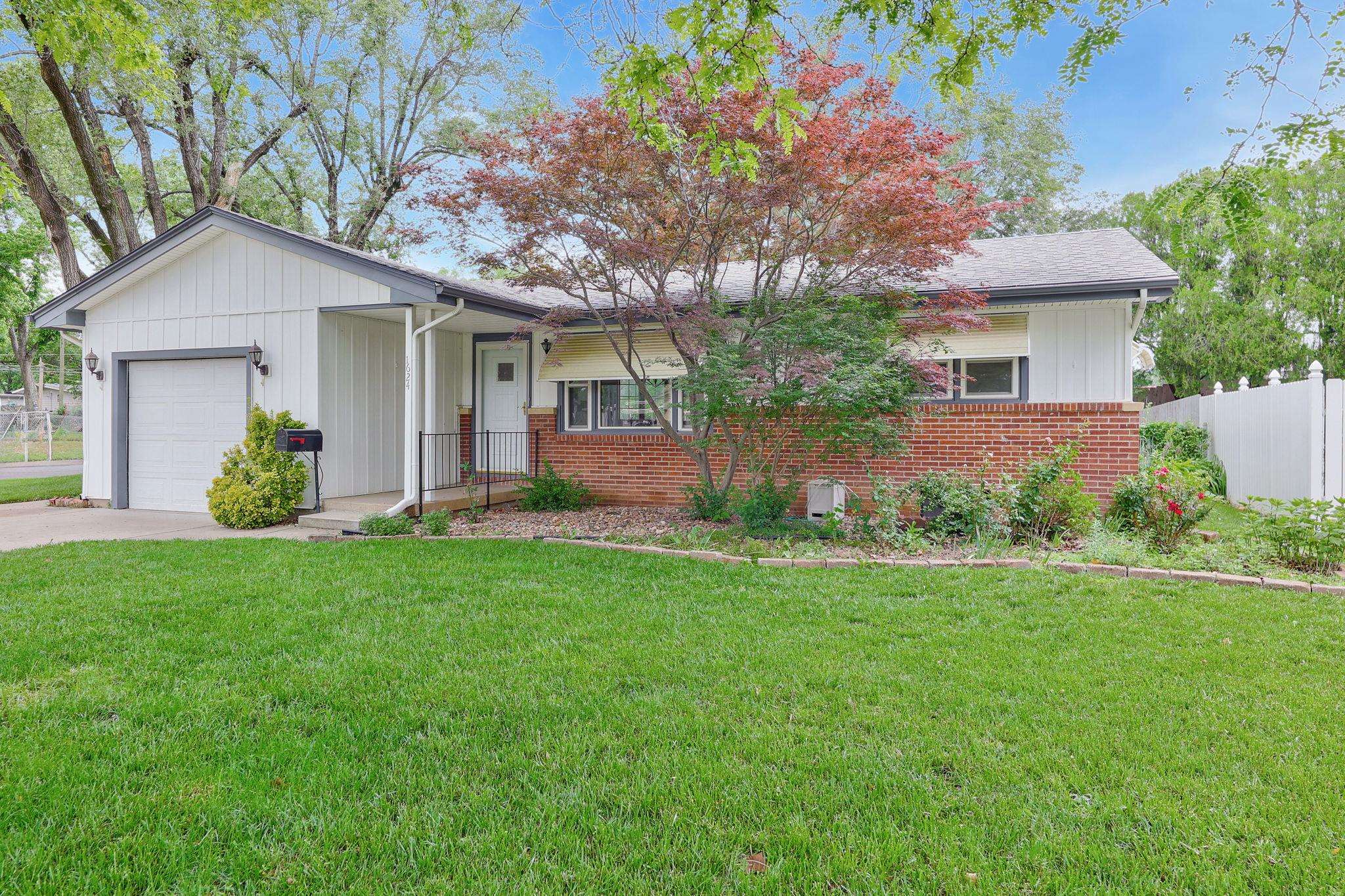 1624 Washington Ln, Augusta, Kansas image 2