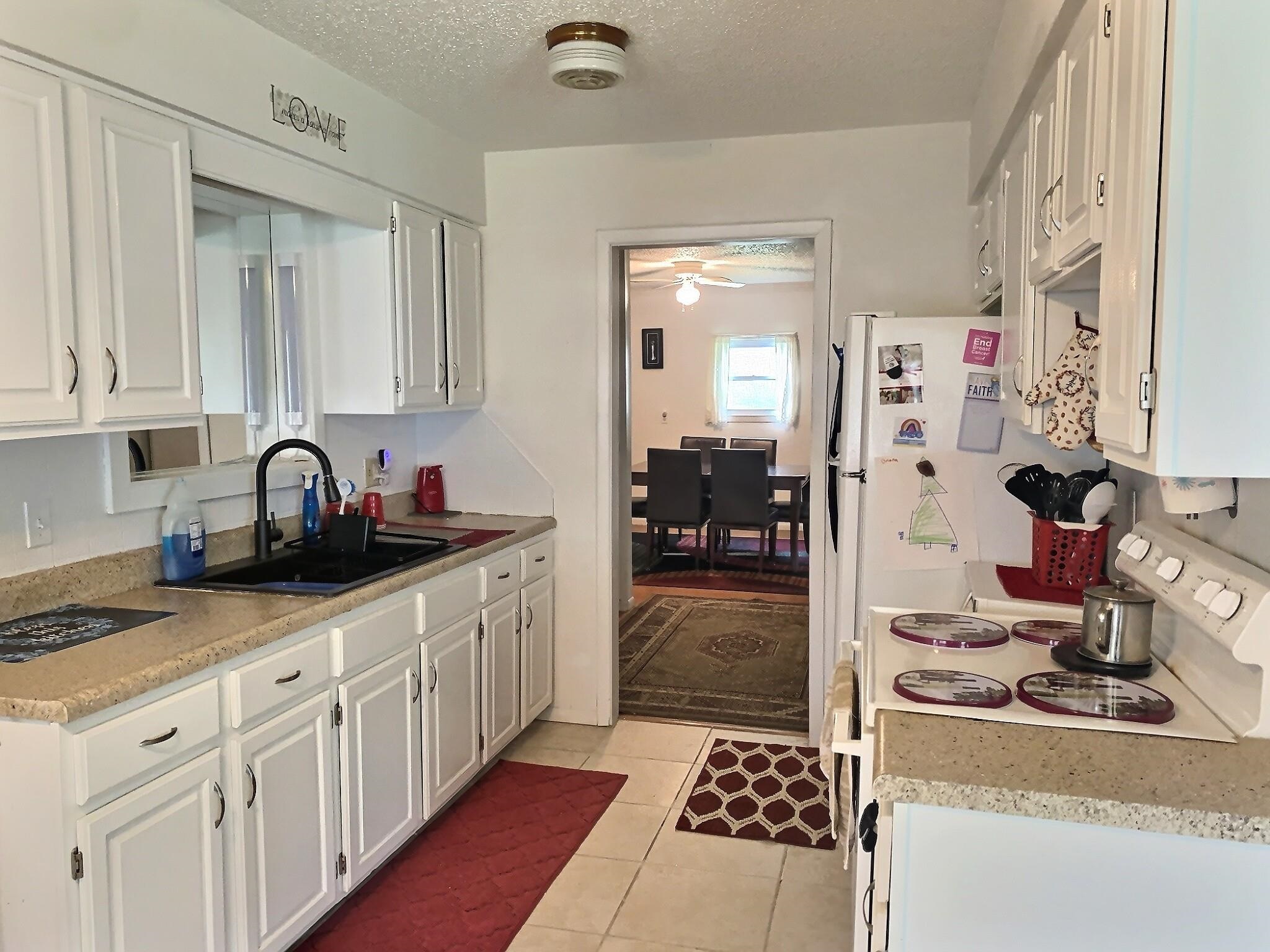 3314 S Chase Ave, Wichita, Kansas image 6