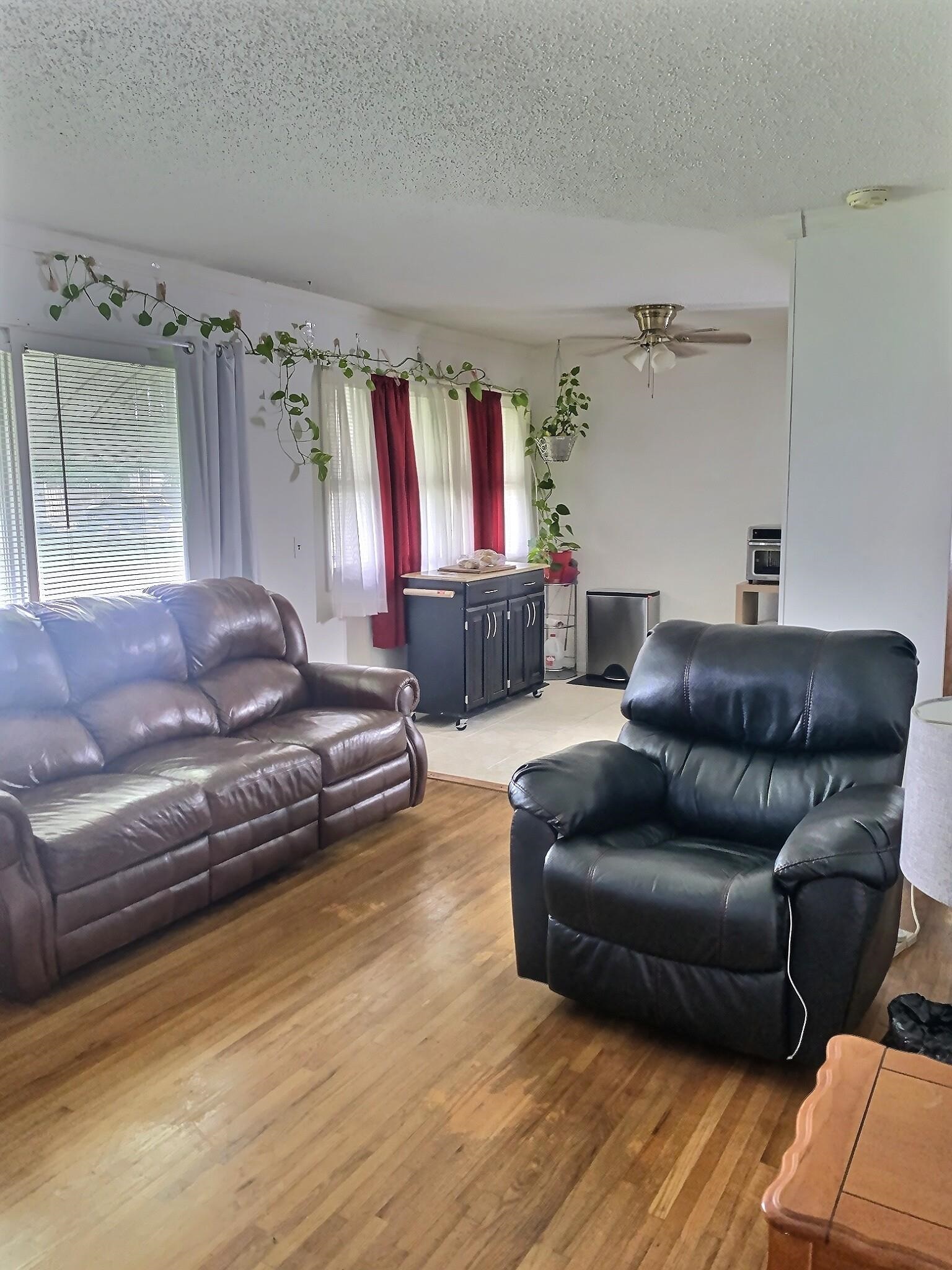 3314 S Chase Ave, Wichita, Kansas image 3
