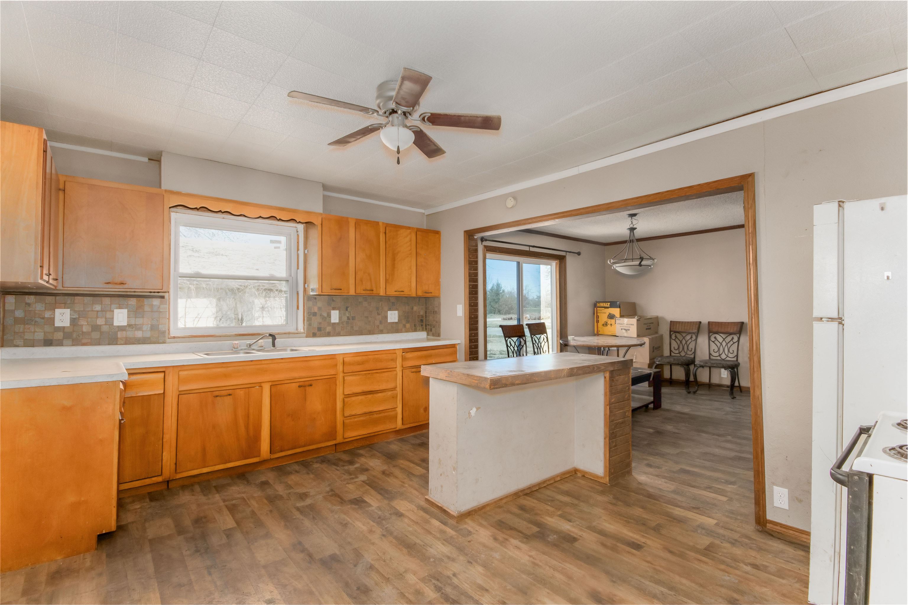 319 W Ruth St, Moundridge, Kansas image 14