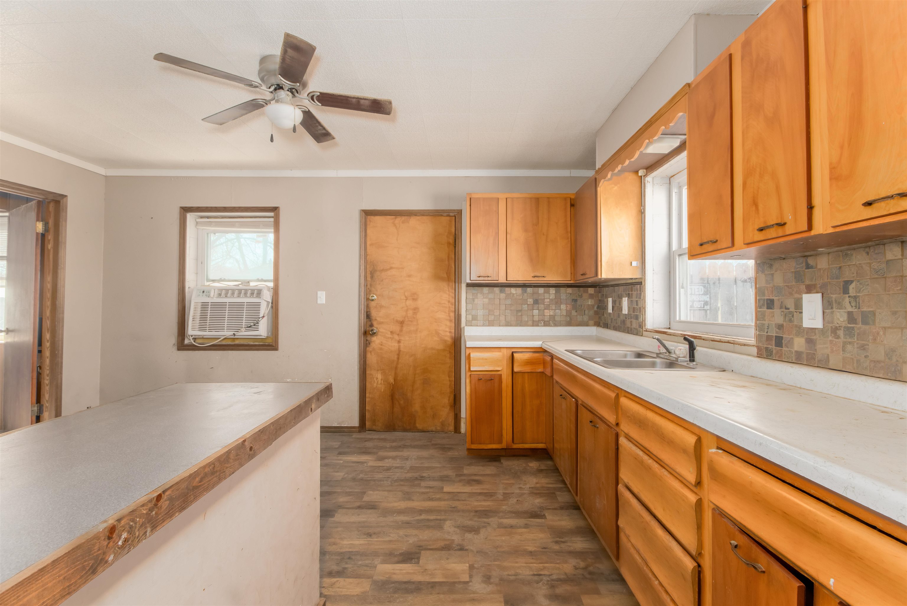 319 W Ruth St, Moundridge, Kansas image 16
